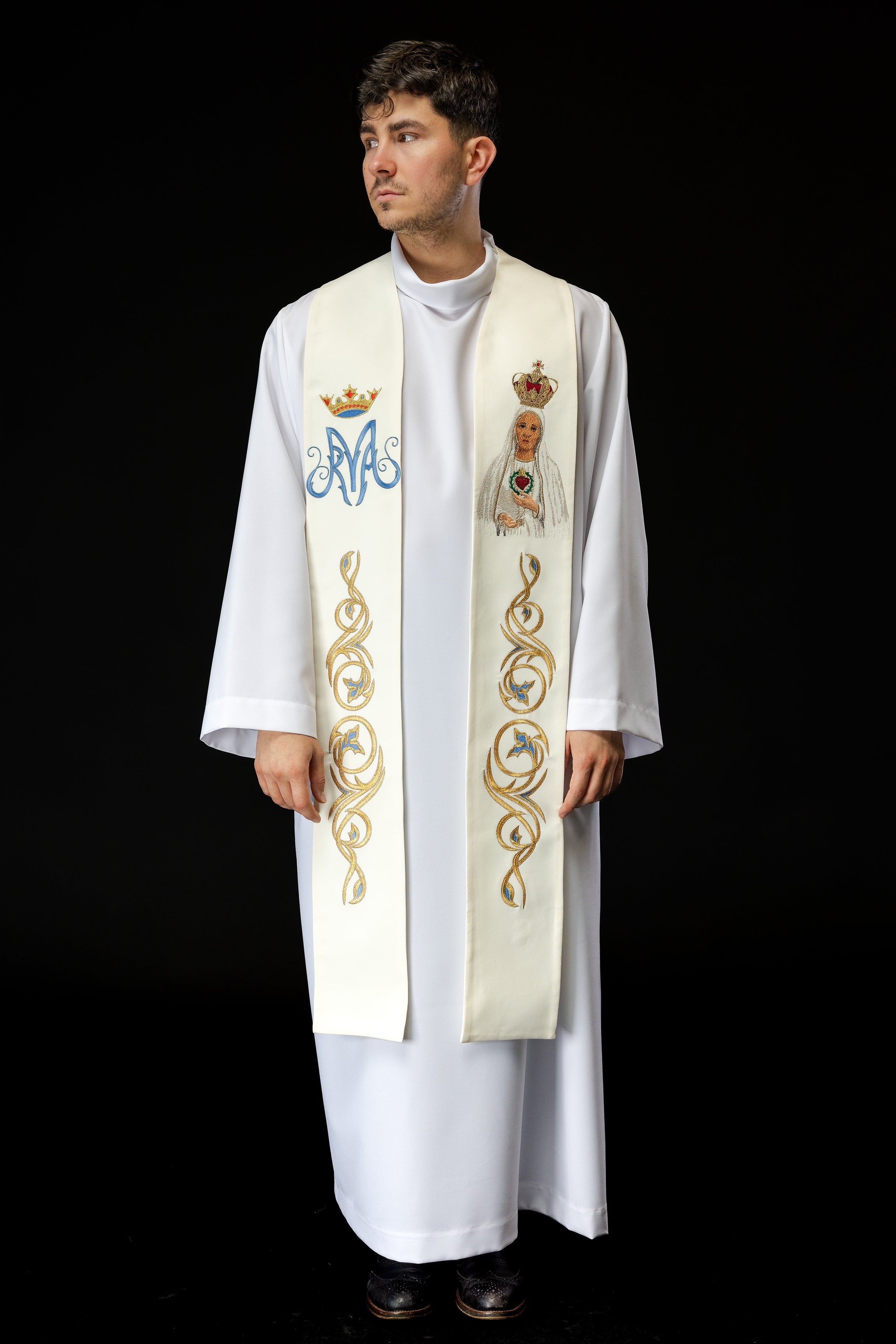 Embroidered Marian stole with the image of Our Lady of Fatima