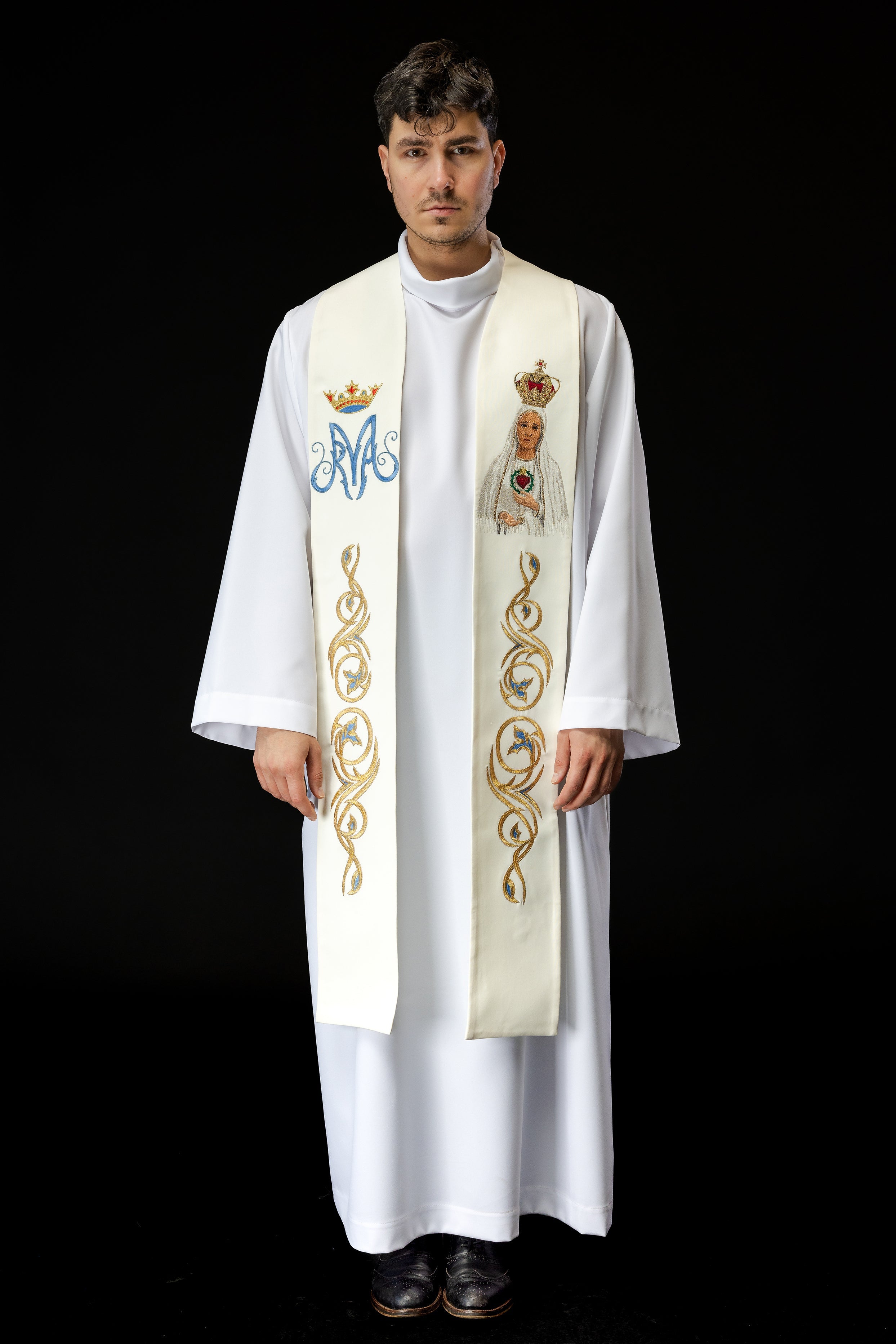 Embroidered Marian stole with the image of Our Lady of Fatima