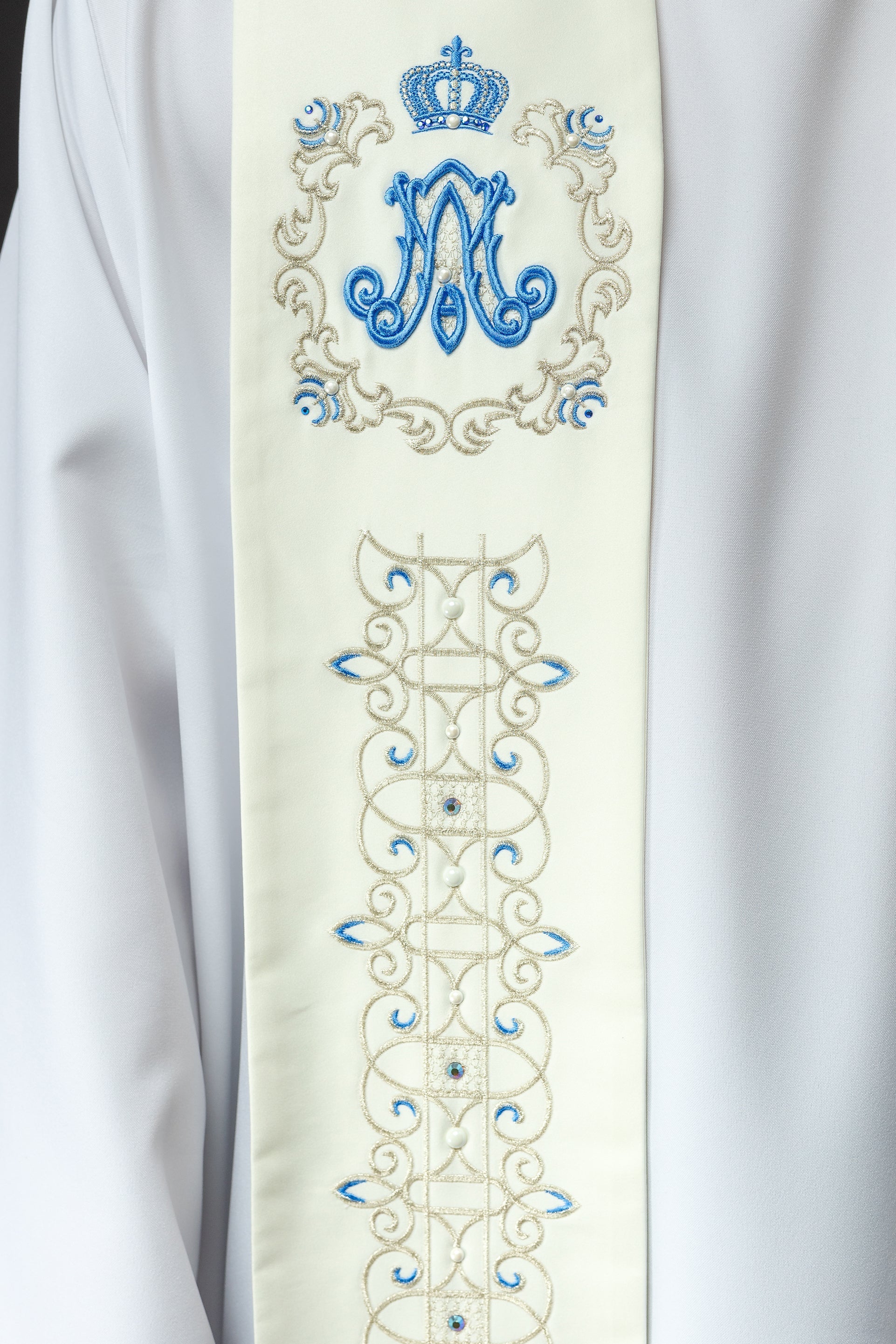 Embroidered Marian stole