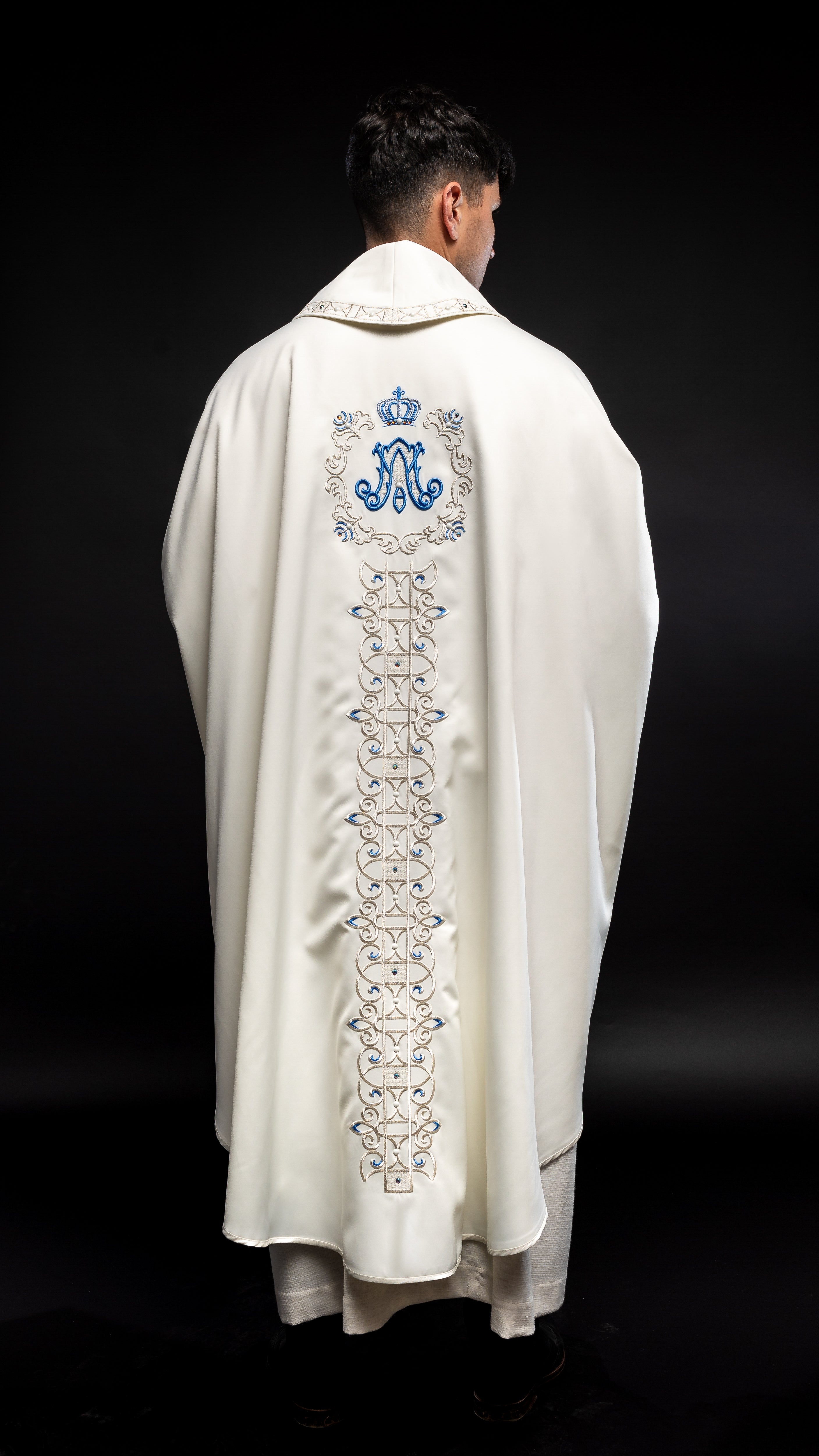 Chasuble with embroidered Marian belt