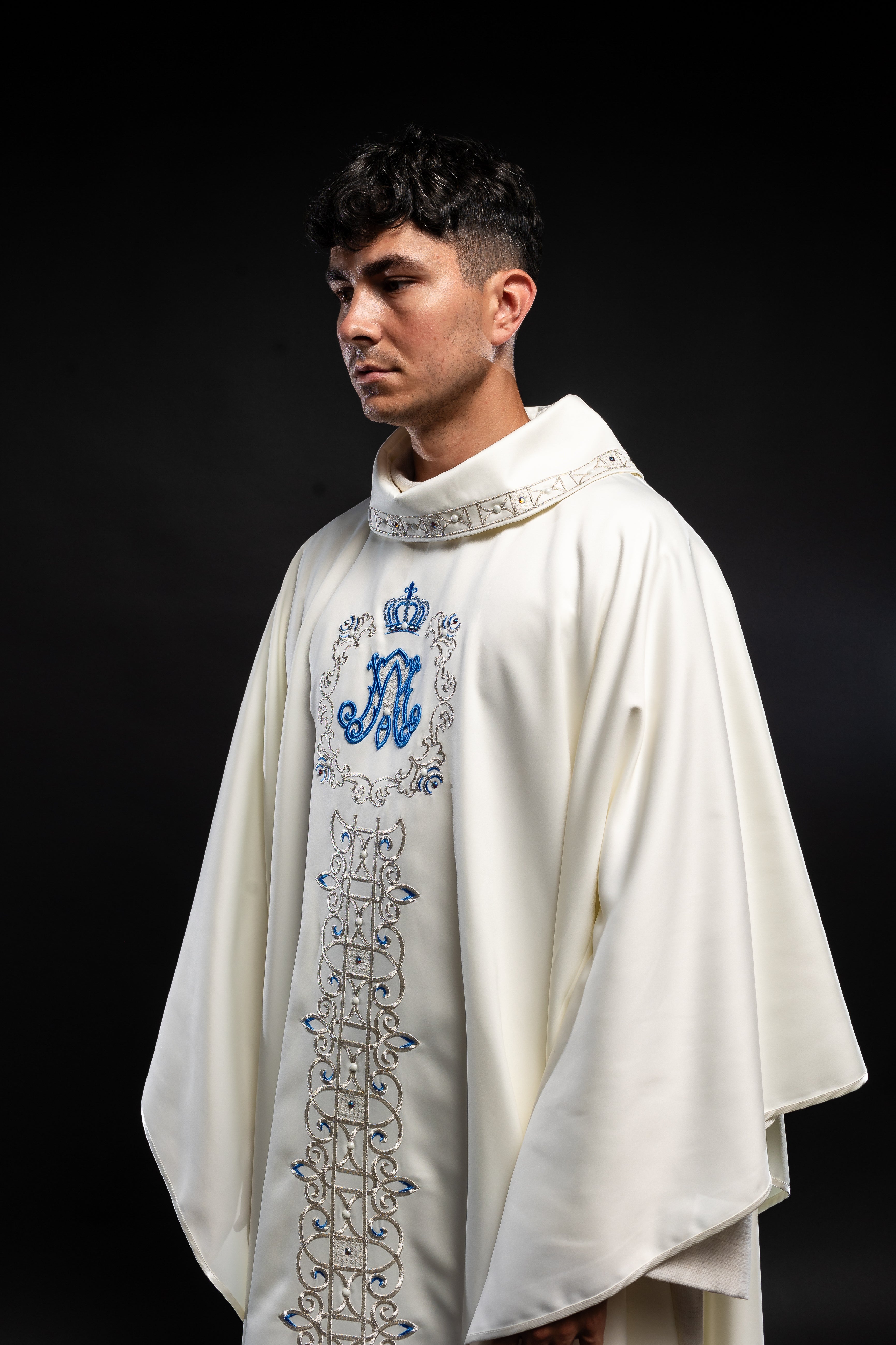 Chasuble with embroidered Marian belt