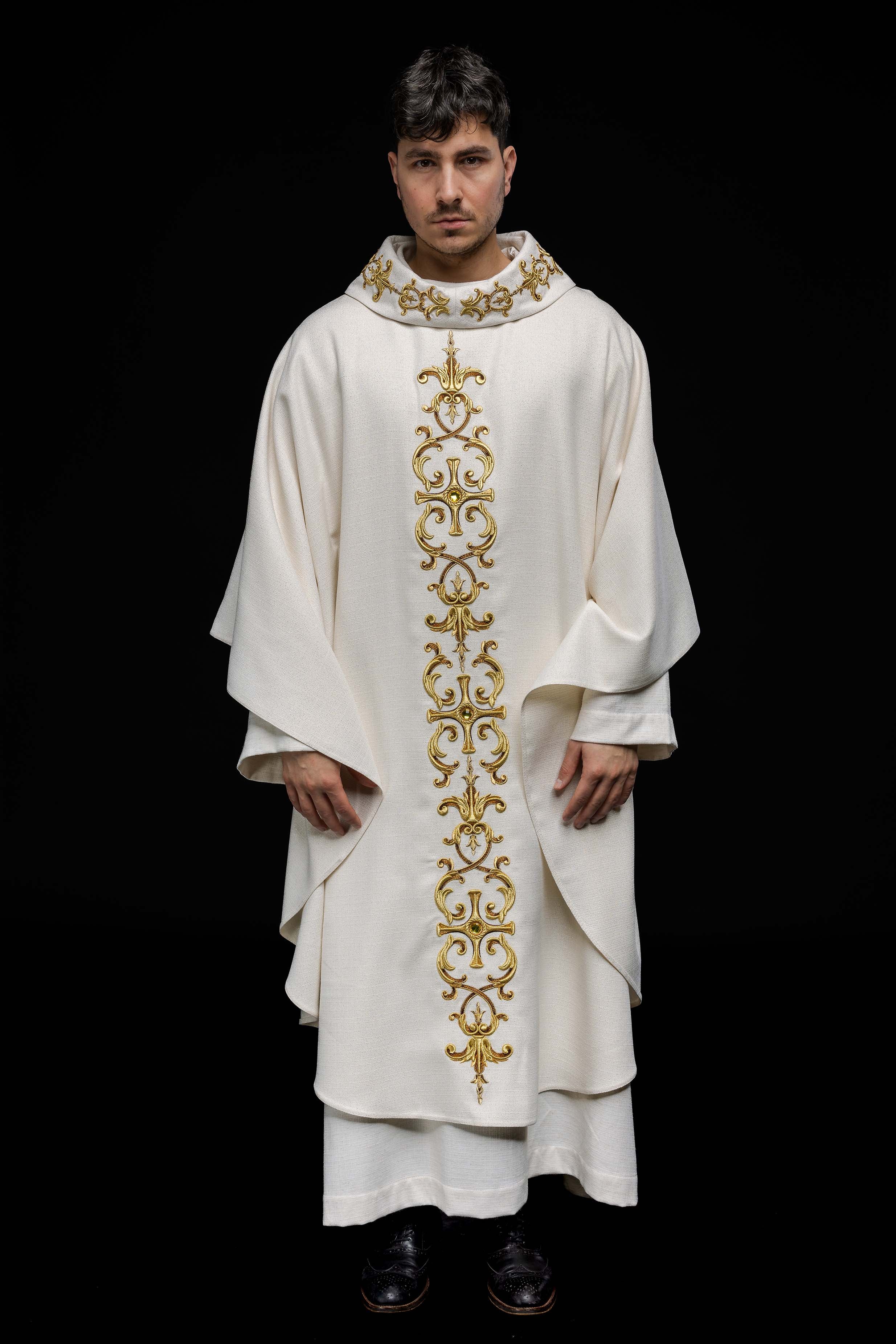 Chasuble richly embroidered with stones