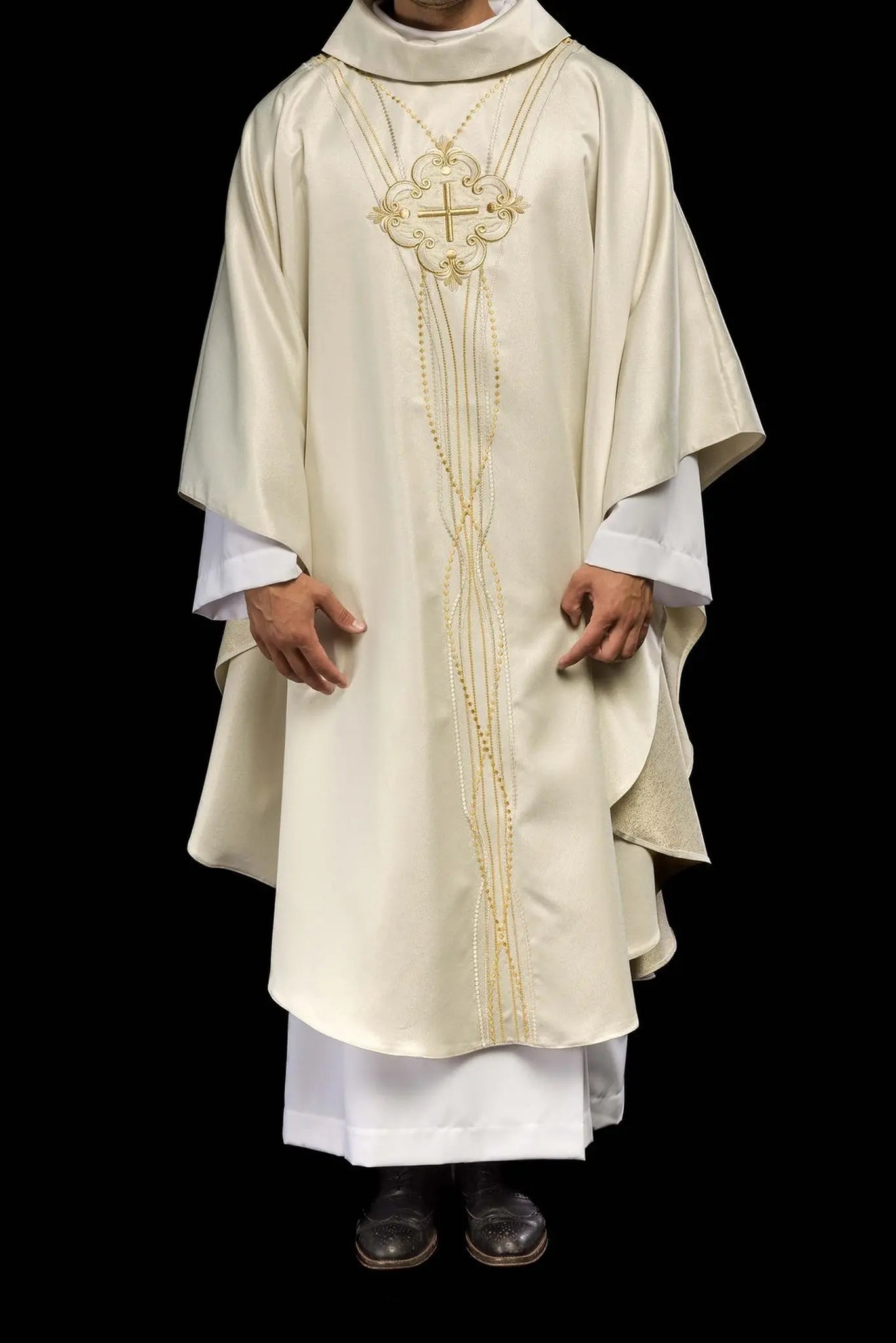 Rosary-inspired shiny fabric chasuble in ecru