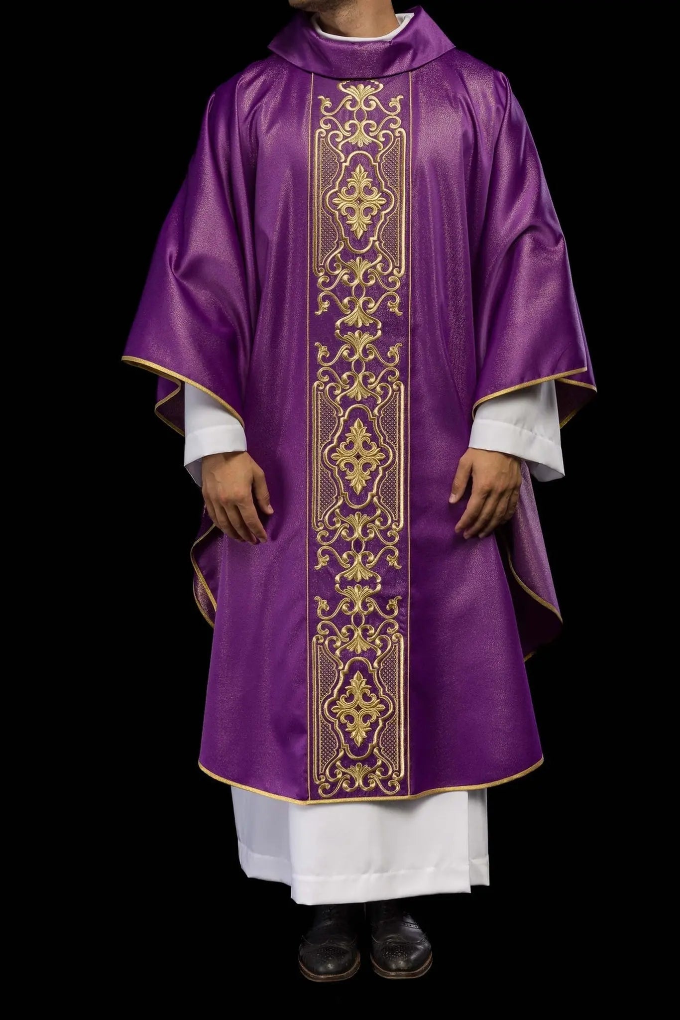 Purple chasuble richly embroidered lustre