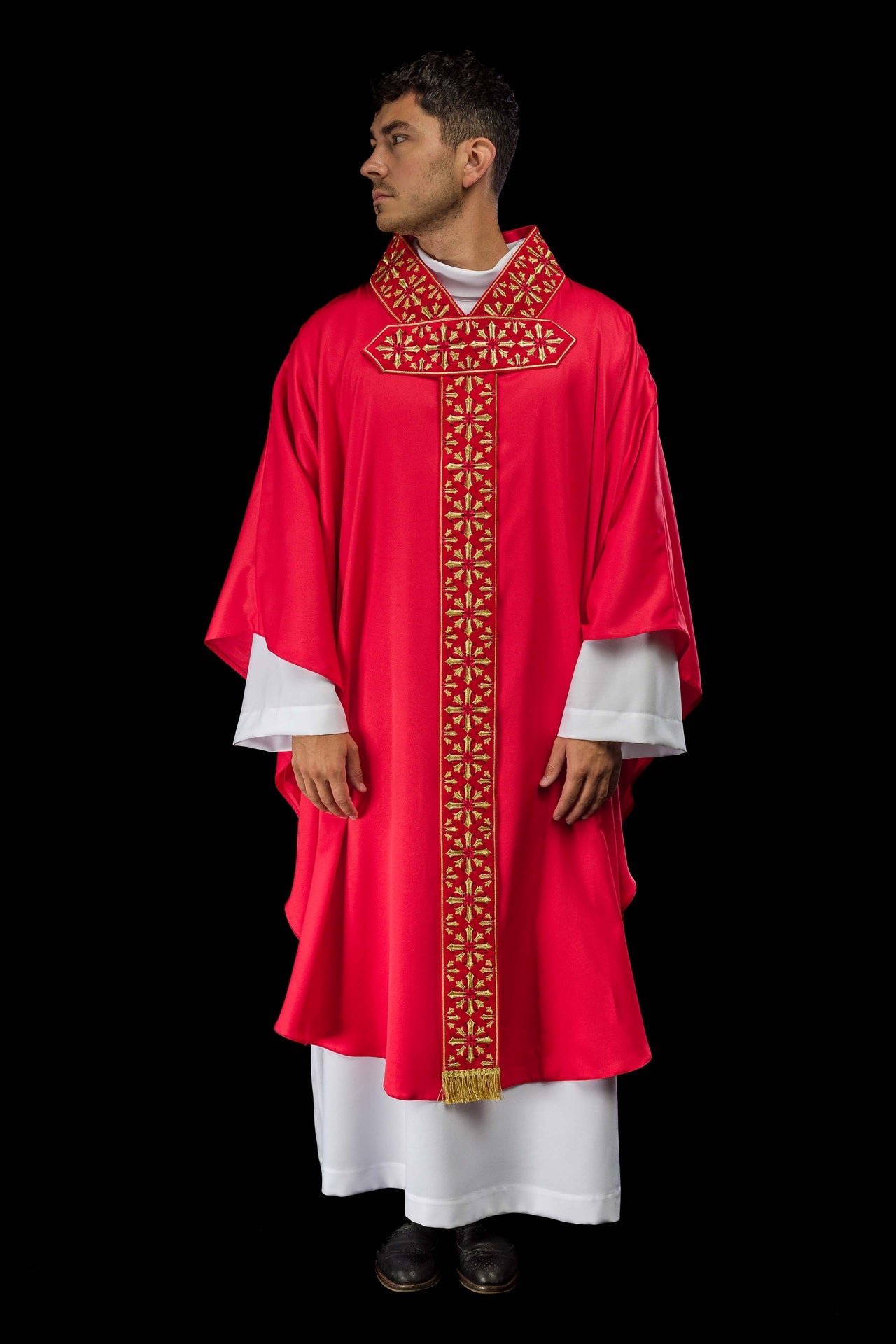 Chasuble with brilliant red embroidery