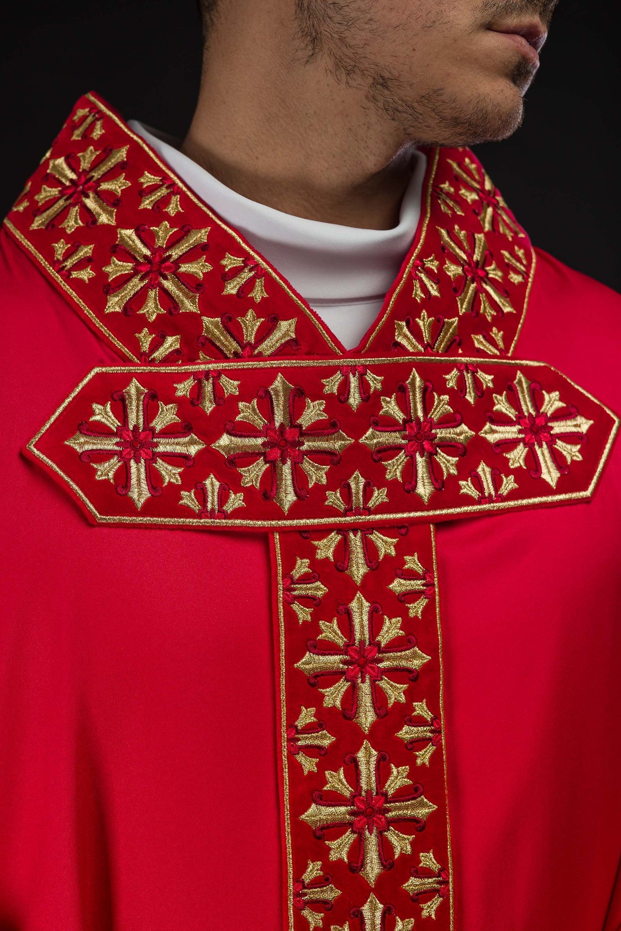 Chasuble with brilliant red embroidery
