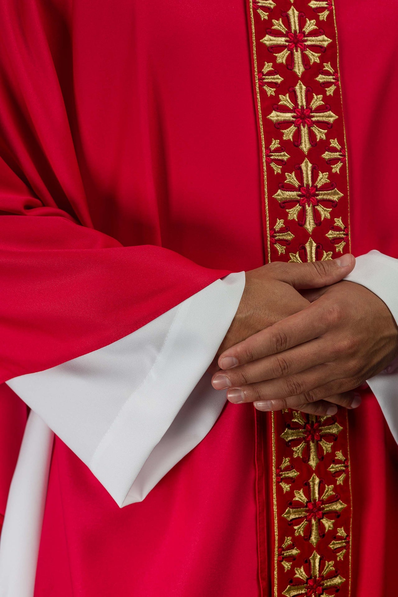 Chasuble with brilliant red embroidery