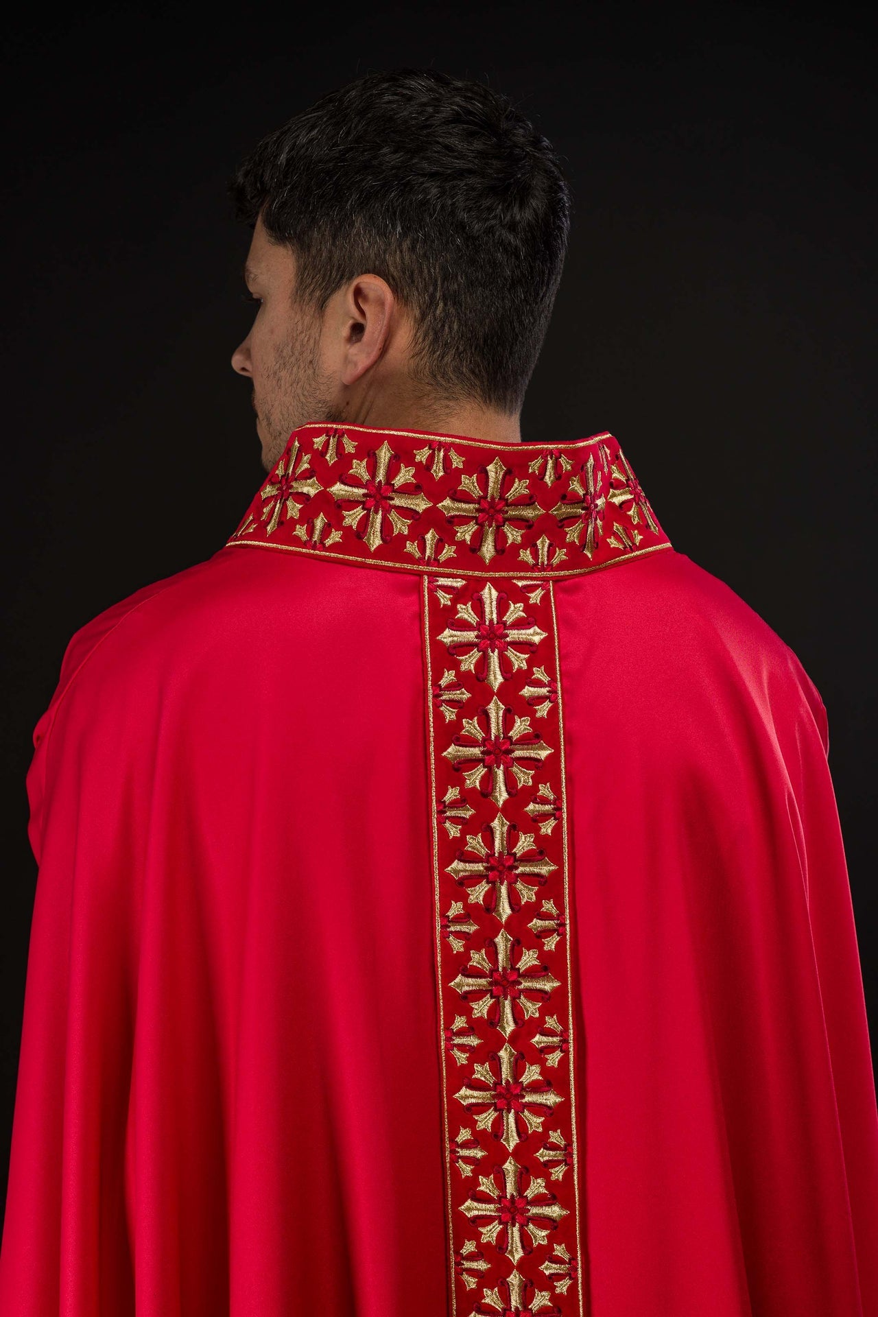 Chasuble with brilliant red embroidery