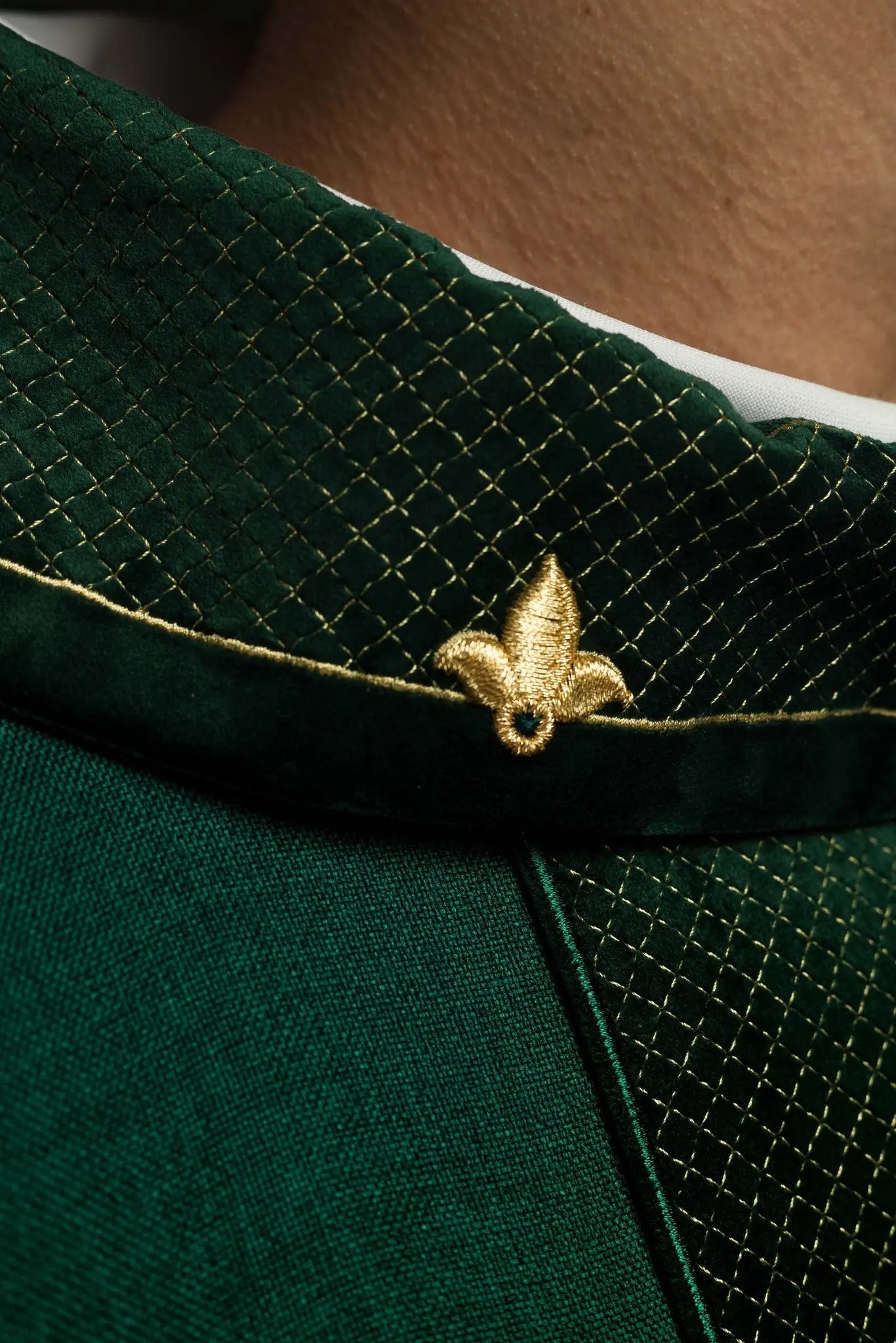 Chasuble embroidered on velvet with the symbol of the Green Cross