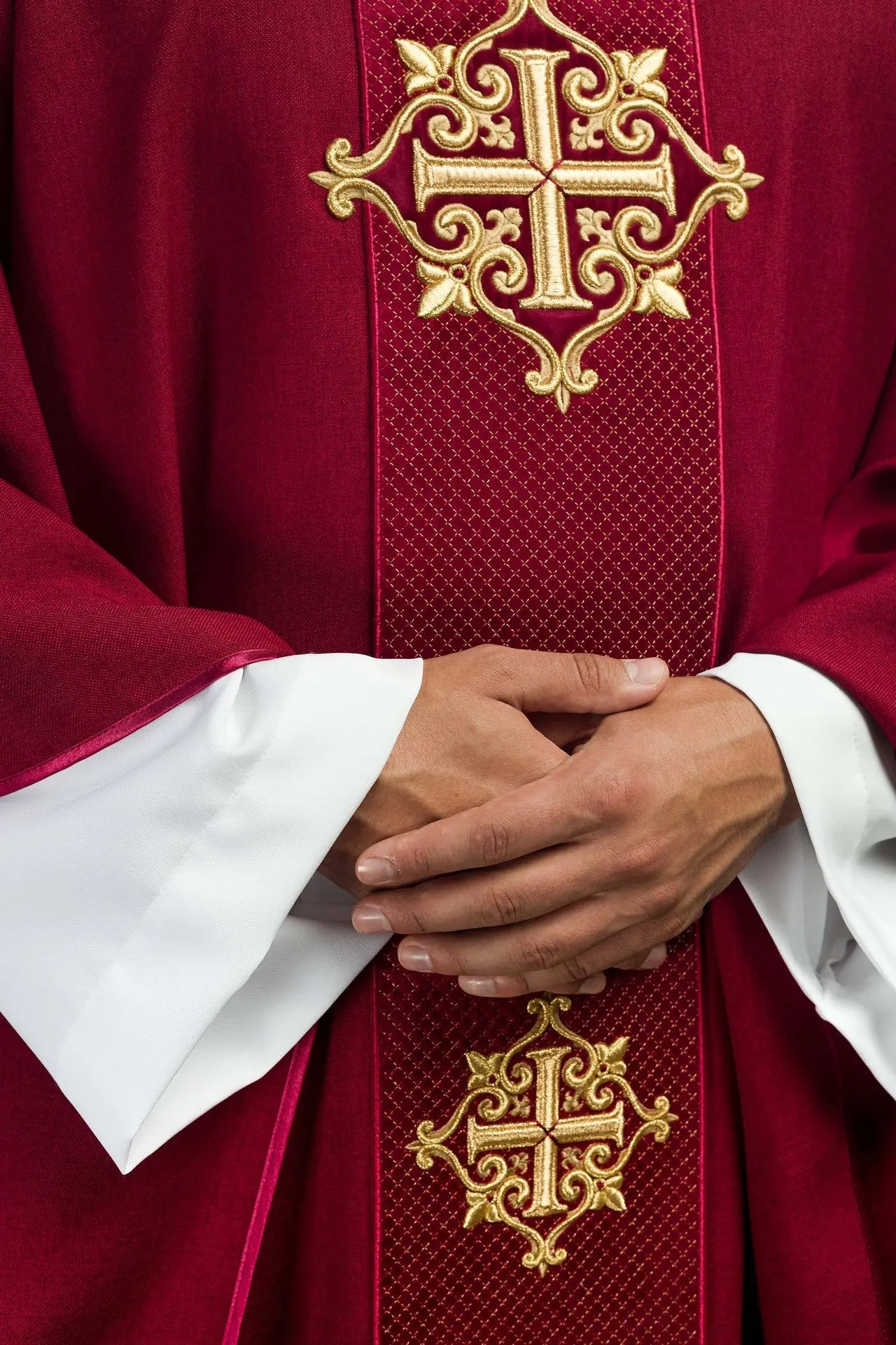 Chasuble with red velvet belt and cross embroidery