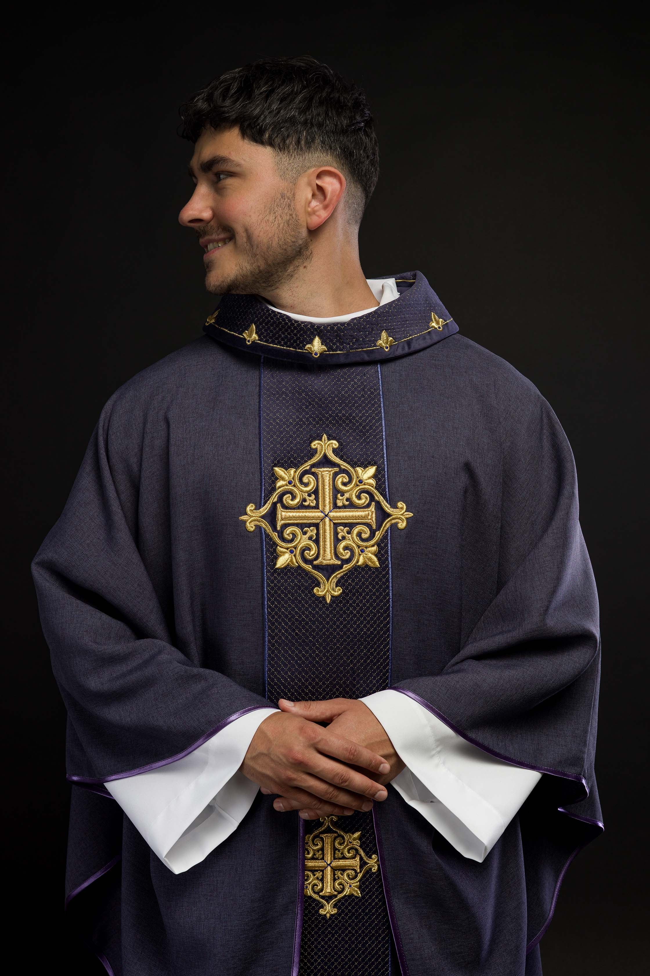 Chasuble with velvet purple belt and embroidery of crosses