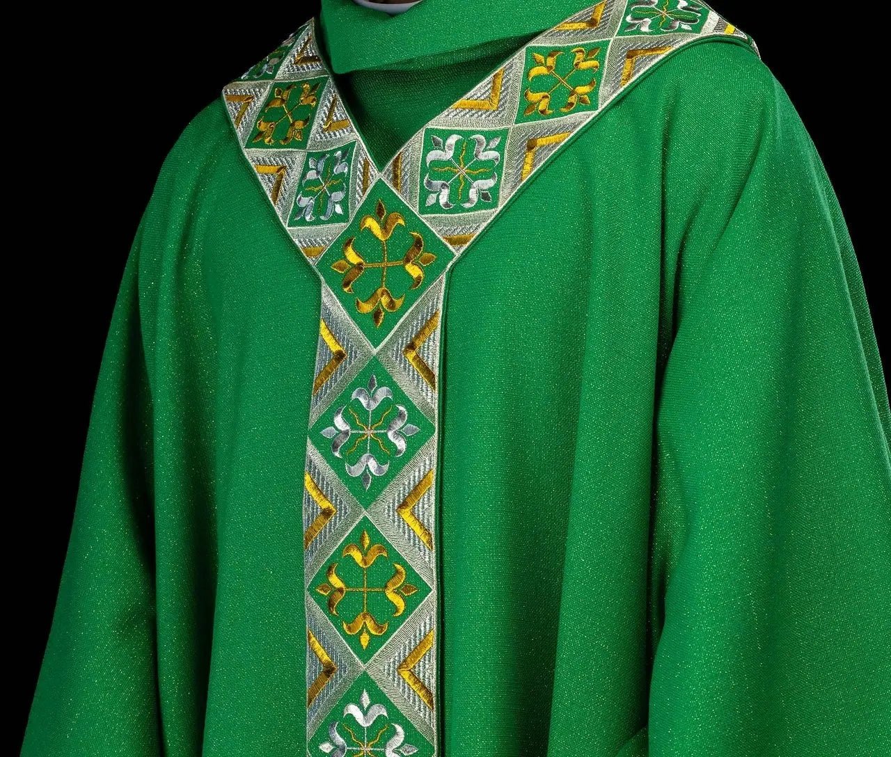 Green Chasuble Set with Embroidered Orphrey