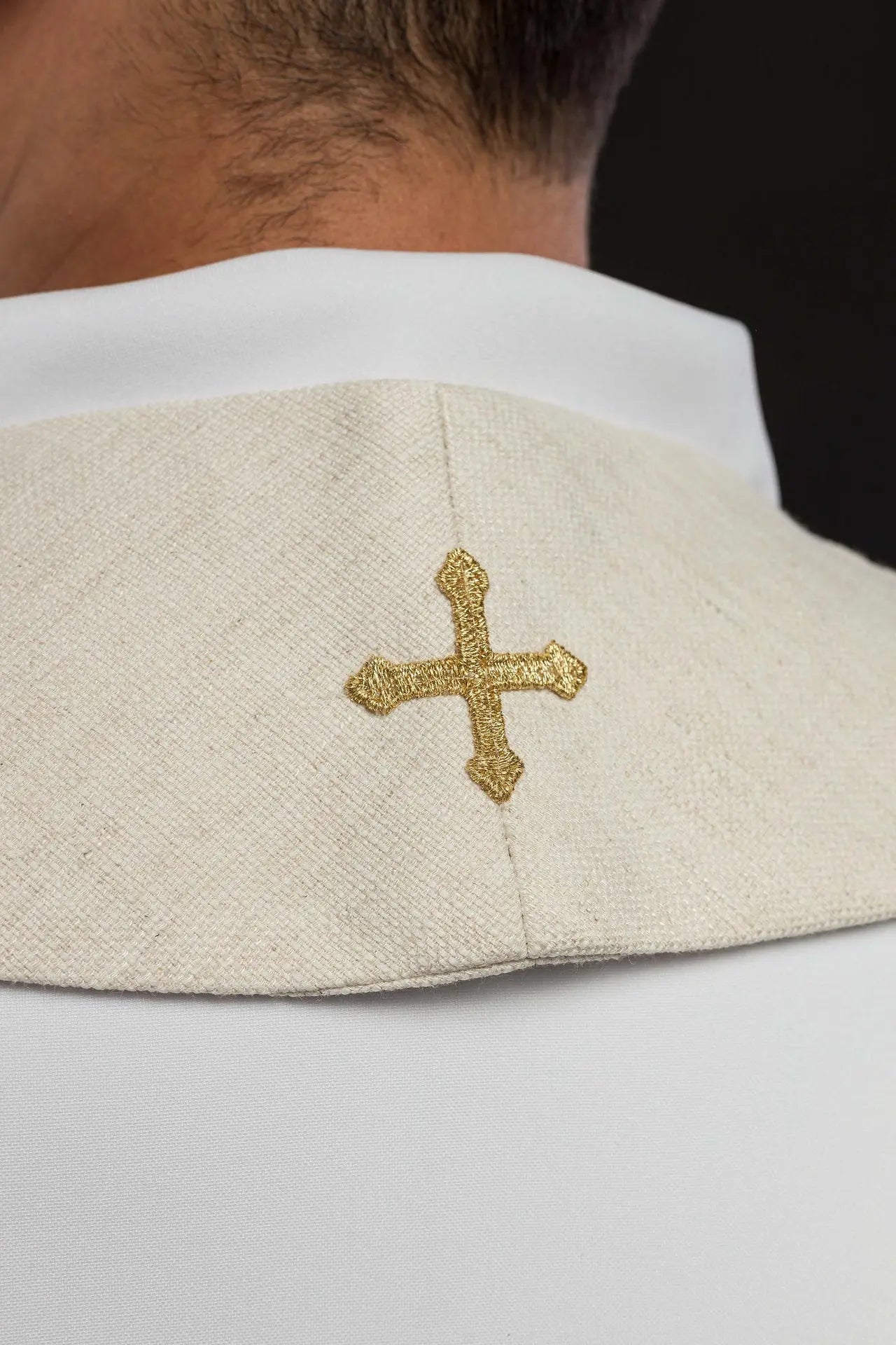 Embroidered stole "Jesus the Good Shepherd" in ecru