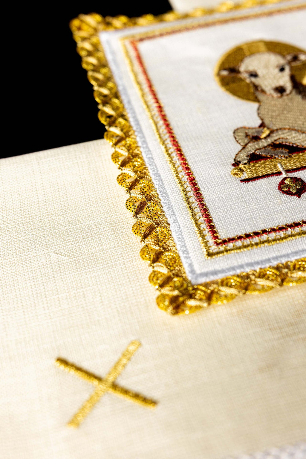 Lniany komplet kielichowy z motywem baranka - ORNATY.PL