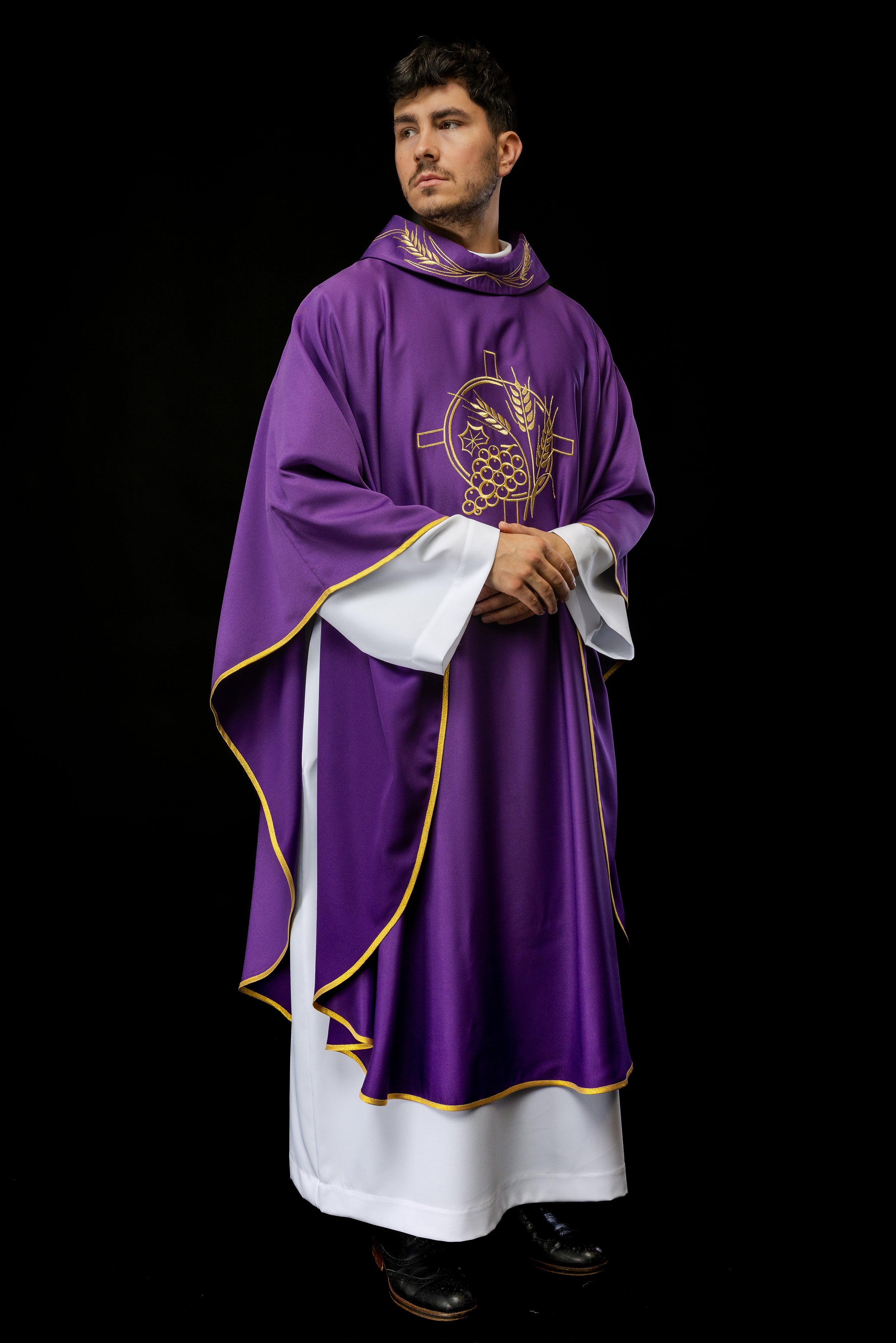 Chasuble with embroidered cross and ear motifs in purple