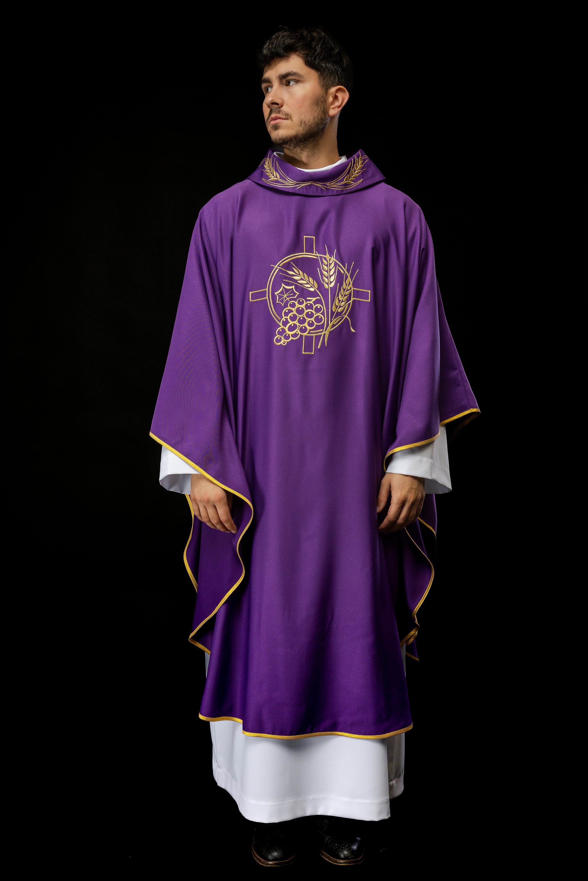 Chasuble with embroidered cross and ear motifs in purple