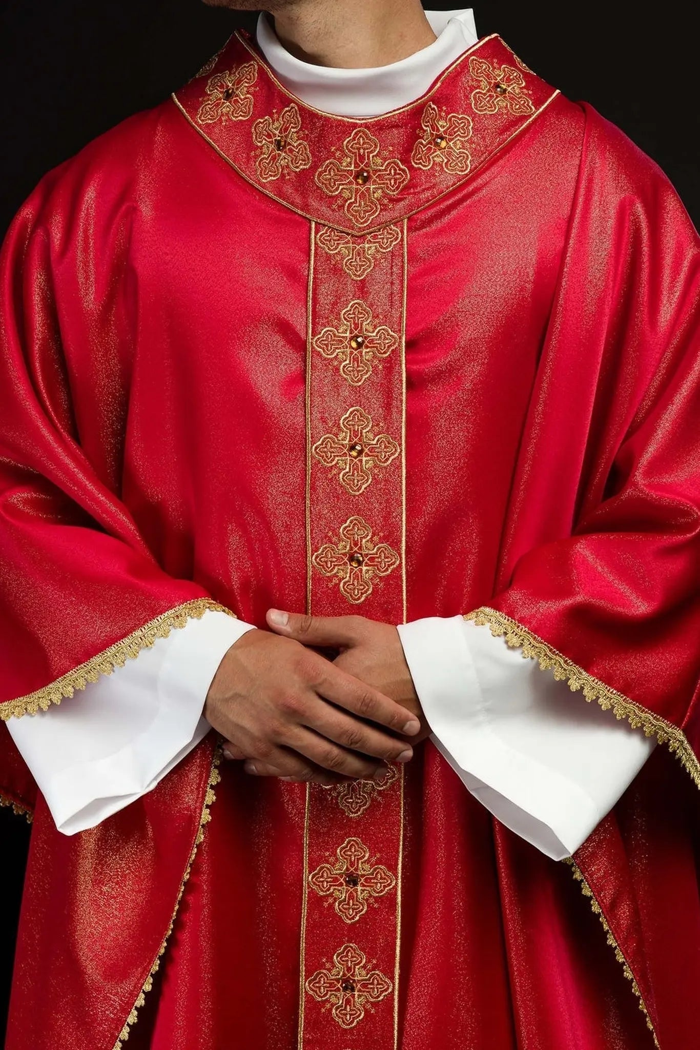 Chasuble in red with embroidered belt and collar decorated with stones