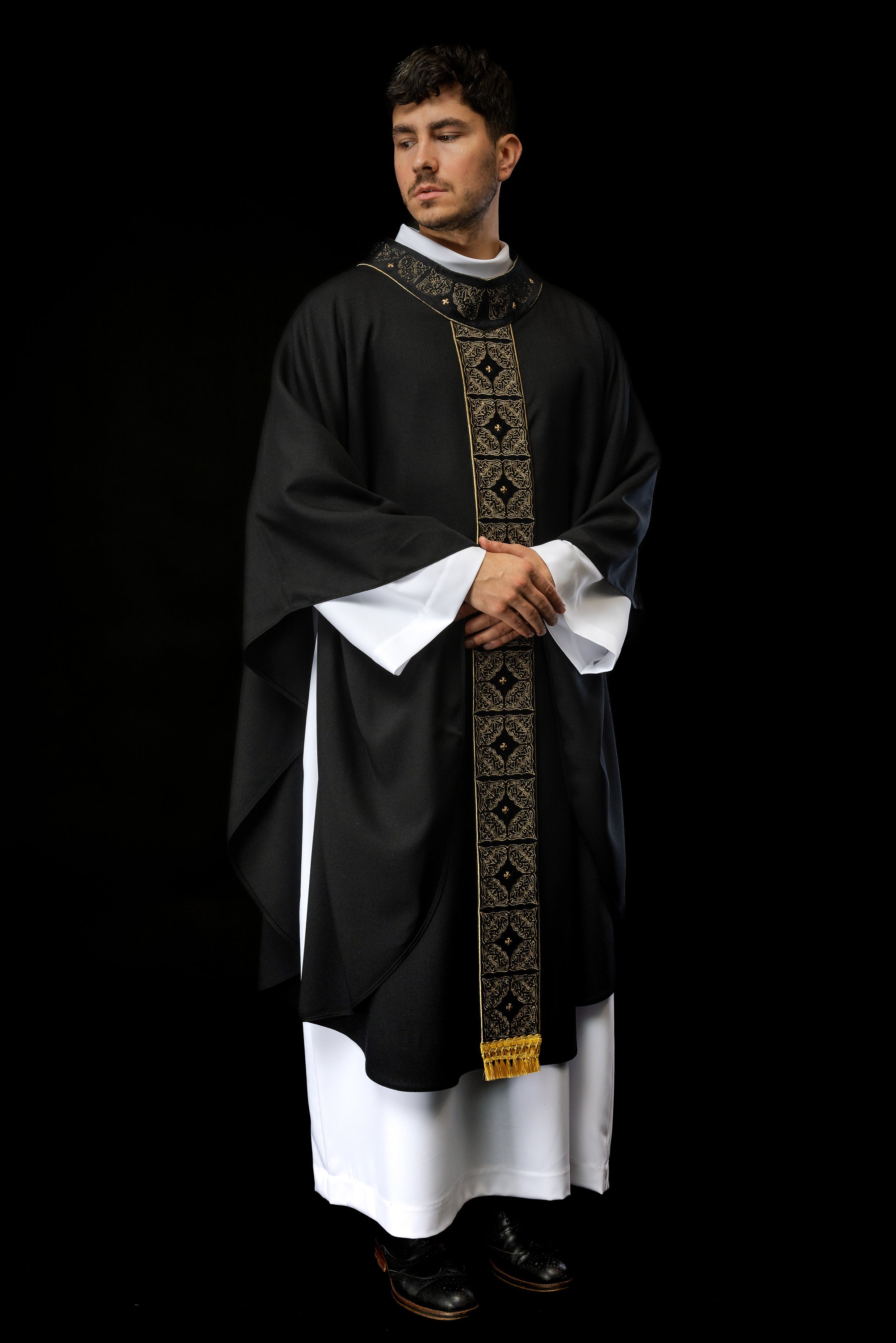 Chasuble with richly embroidered belt and collar in black