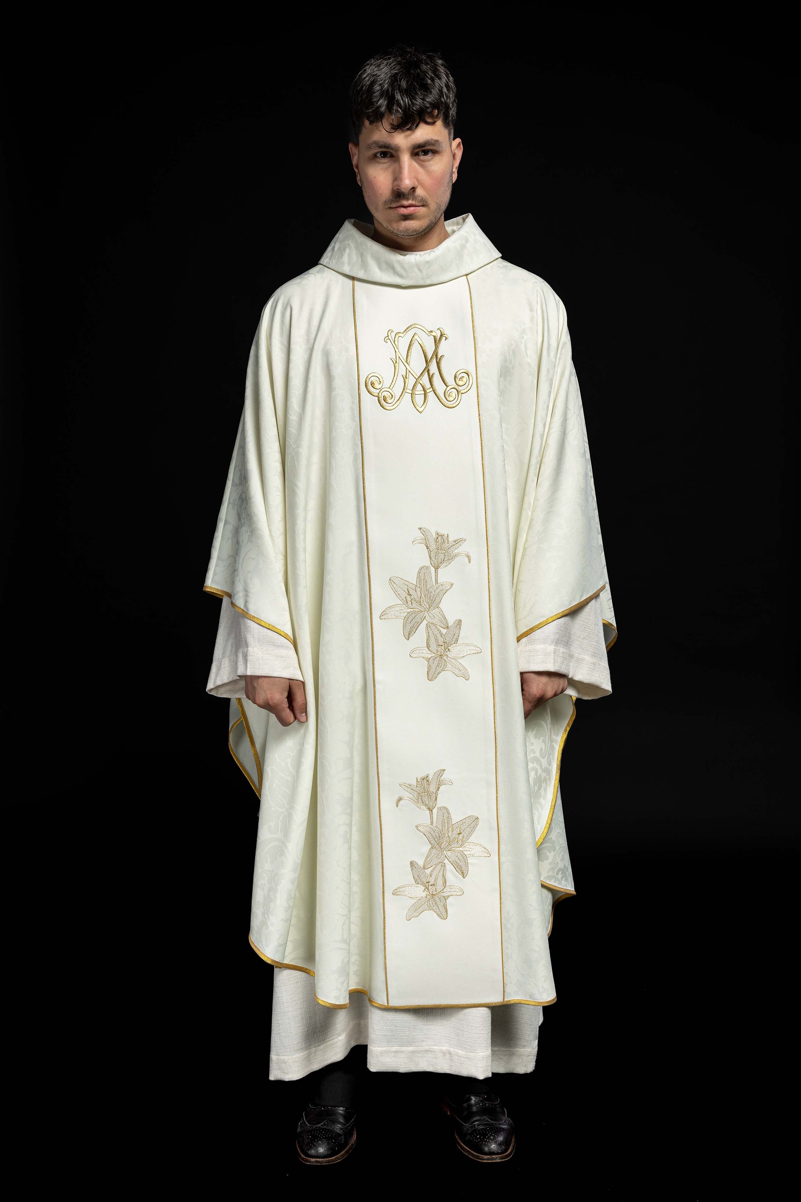 Maryjny Ornat liturgiczny z haftowanymi liliami - ORNATY.PL