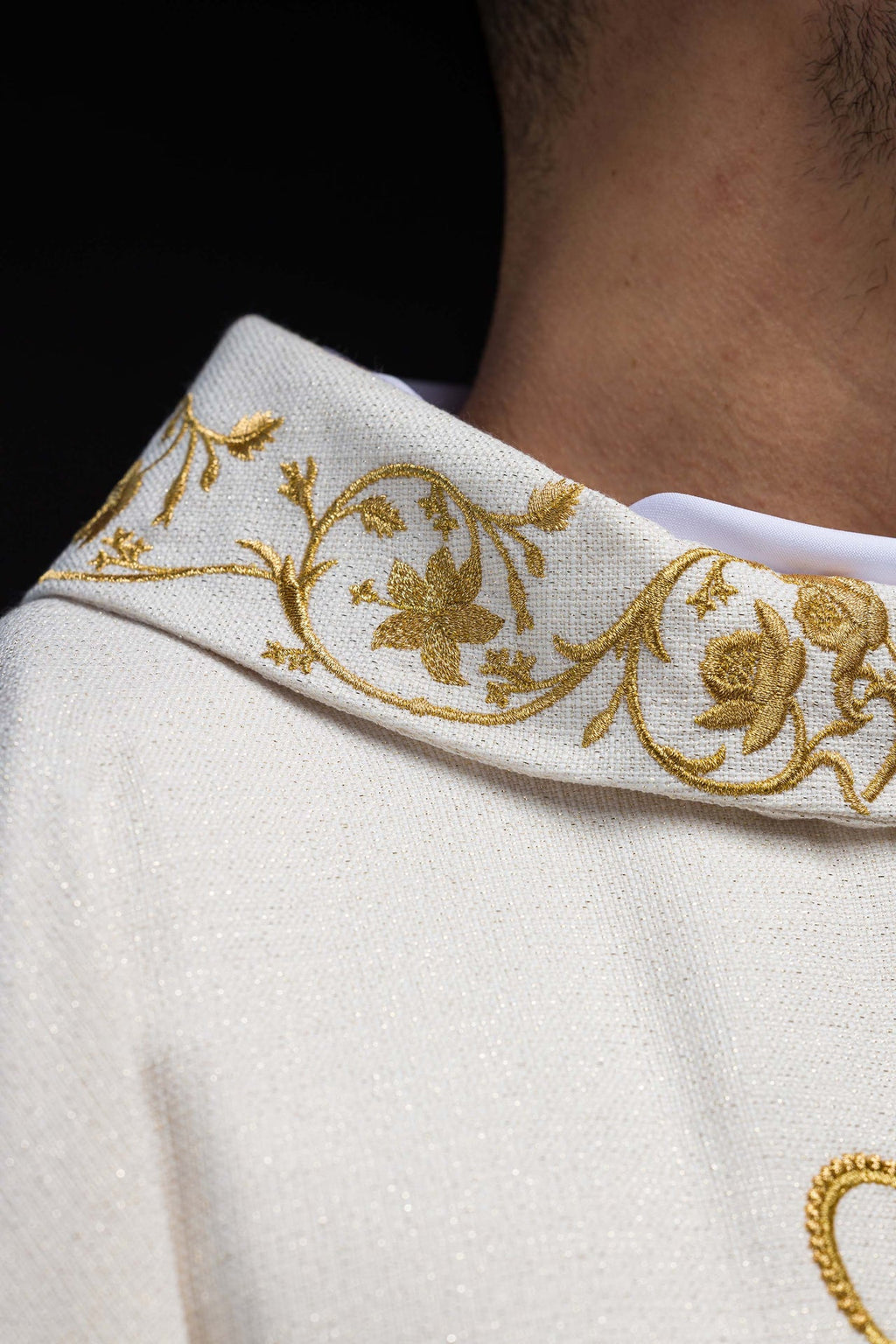 Liturgical chasuble with embroidered Marian Coat of Arms and Crown