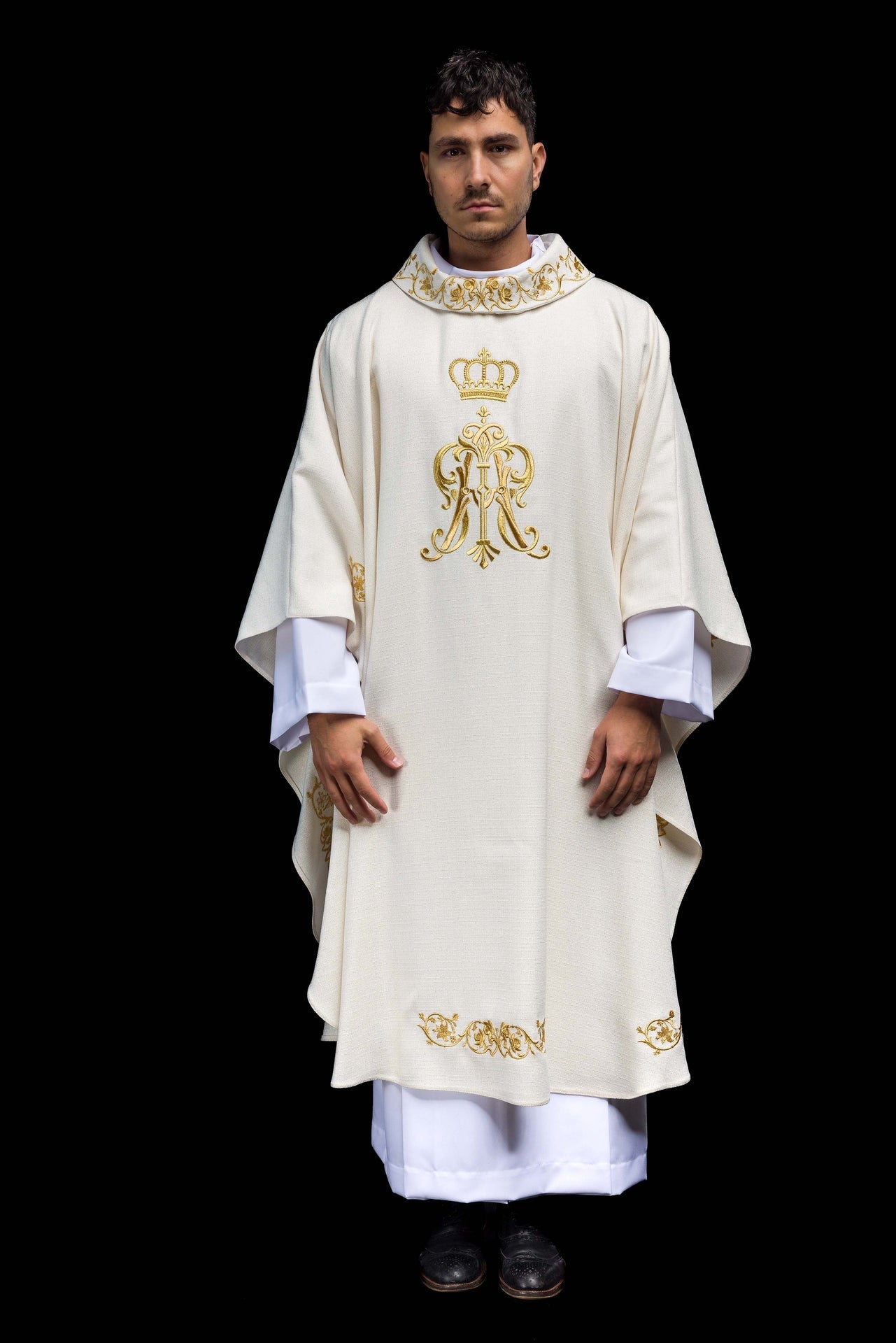 Liturgical chasuble with embroidered Marian Coat of Arms and Crown