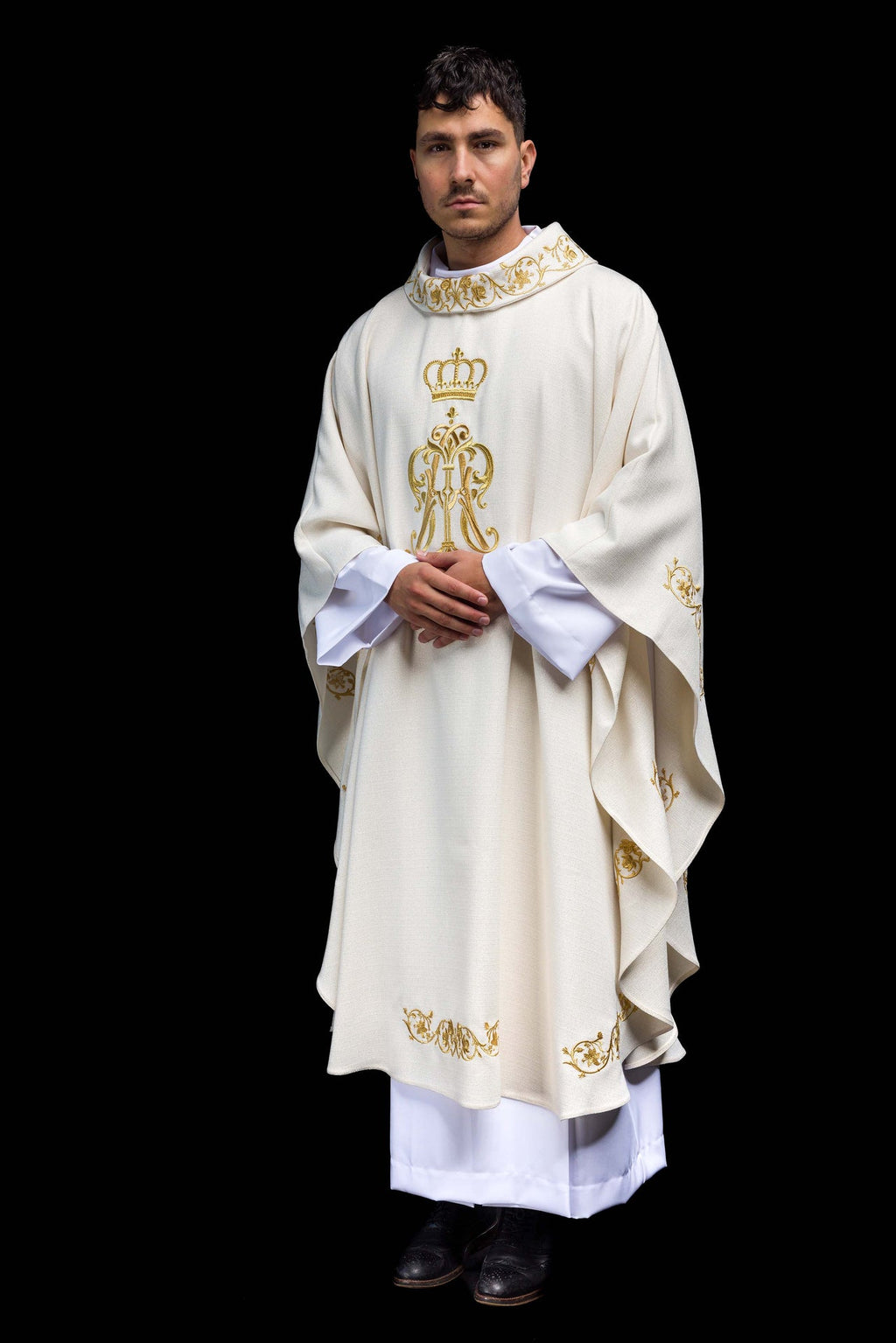 Liturgical chasuble with embroidered Marian Coat of Arms and Crown