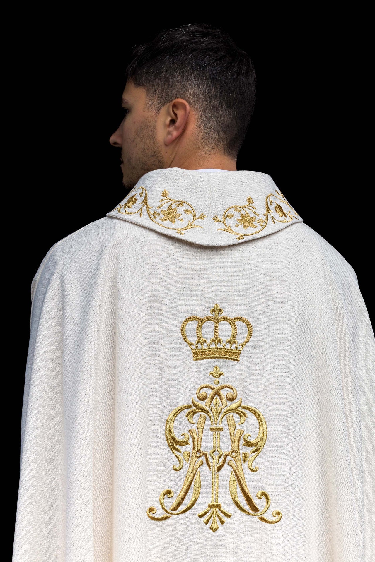 Liturgical chasuble with embroidered Marian Coat of Arms and Crown