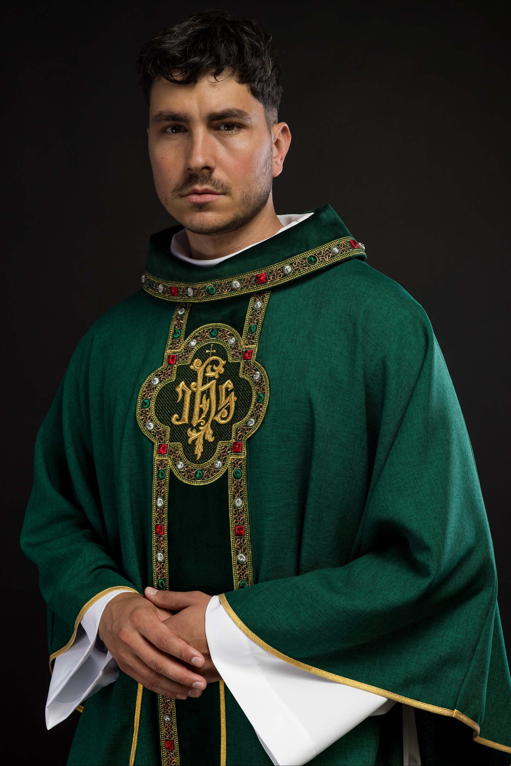 Chasuble with richly embroidered belt and piping around IHS embroidery and collar in green