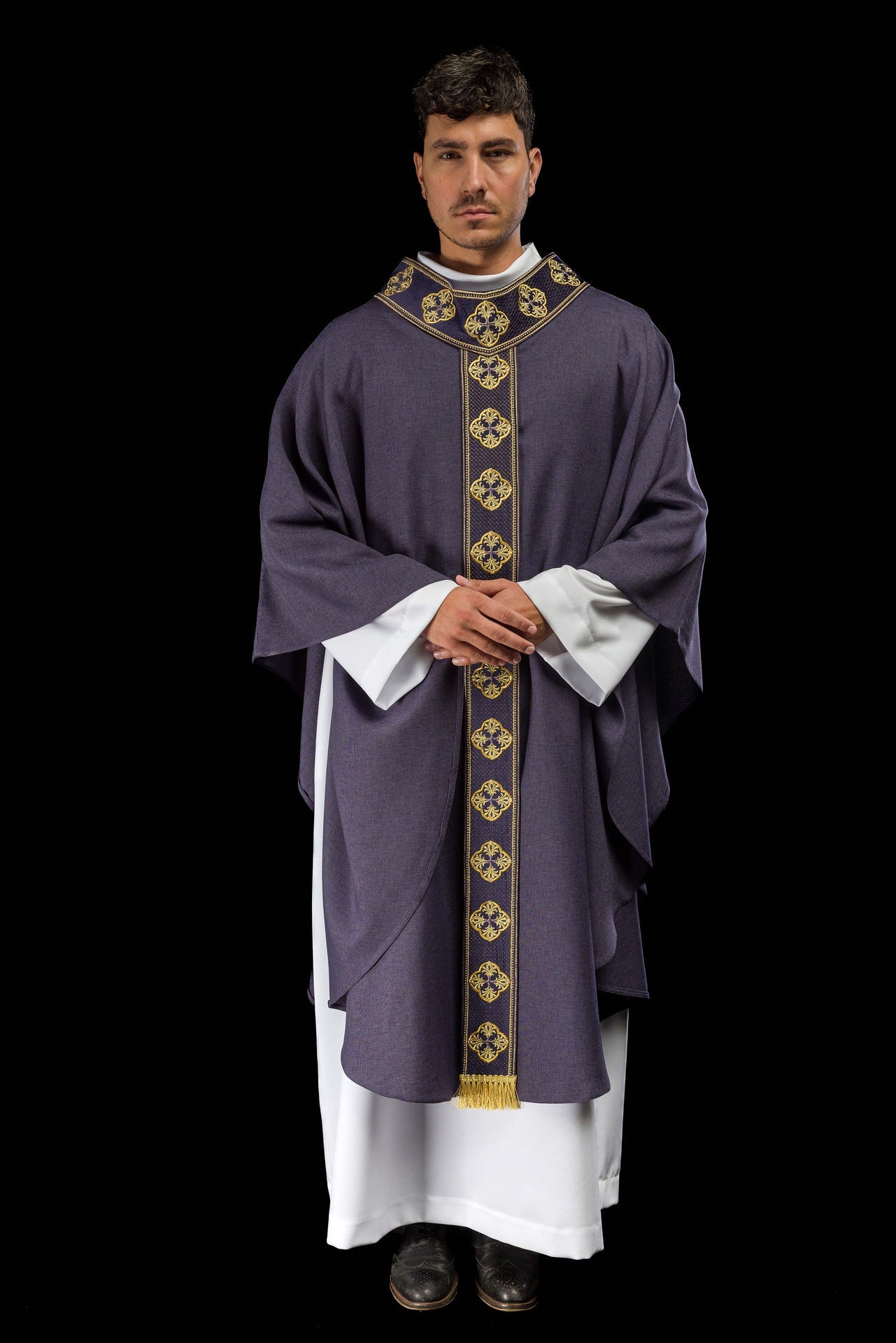 Purple chasuble with embroidered belt and cross collar