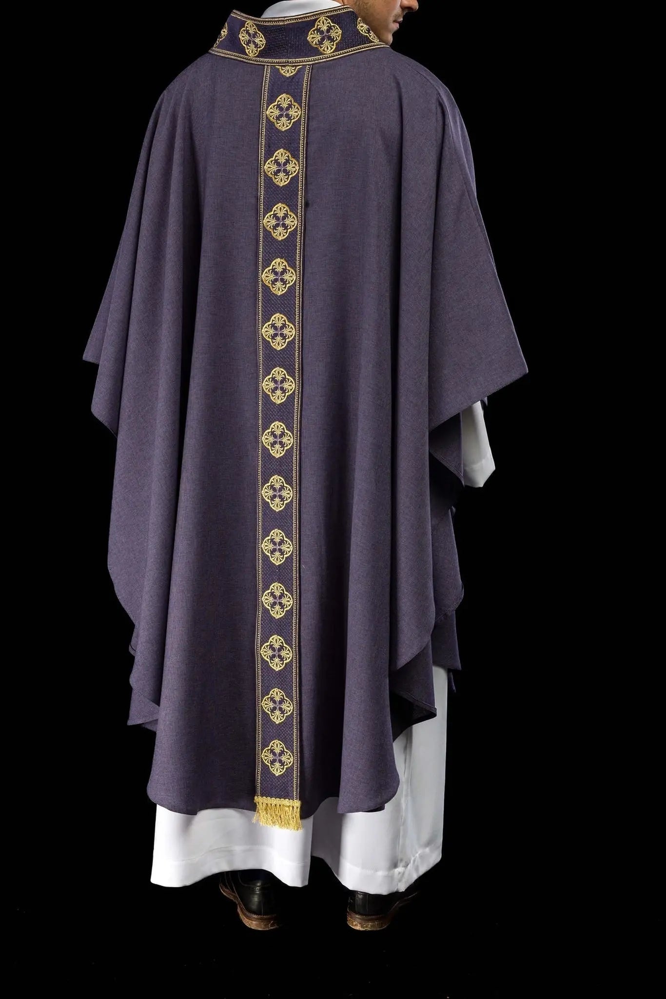 Purple chasuble with embroidered belt and cross collar