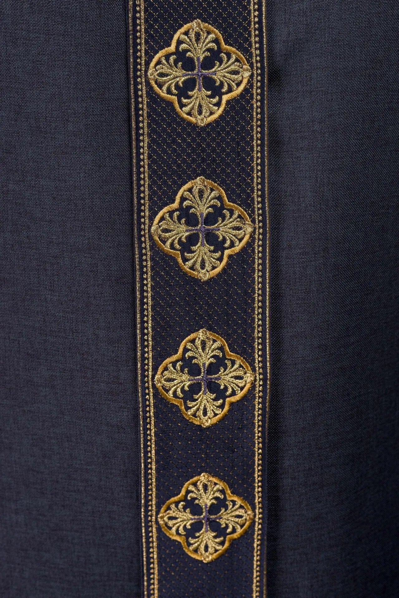 Purple chasuble with embroidered belt and cross collar