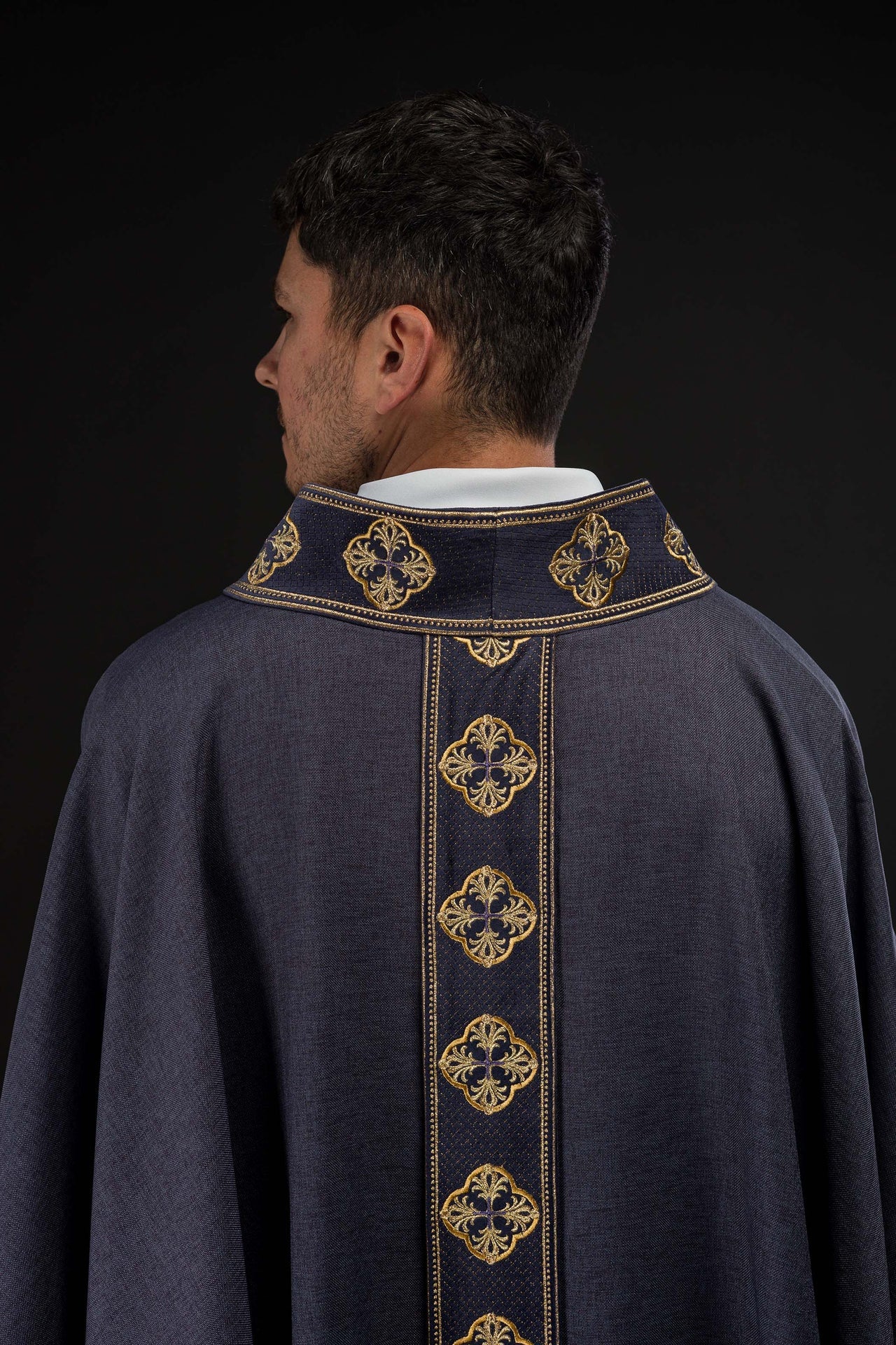 Purple chasuble with embroidered belt and cross collar