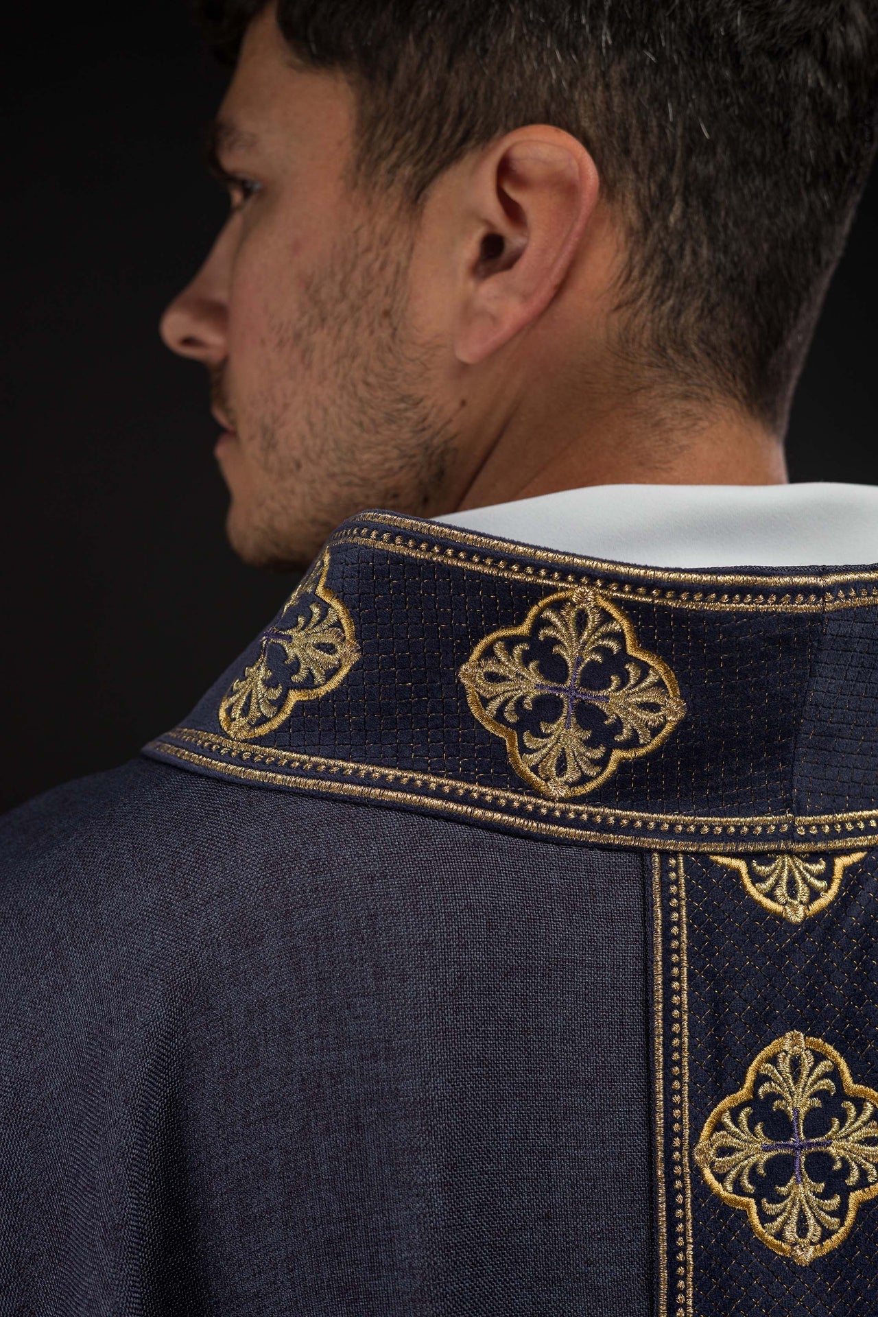 Purple chasuble with embroidered belt and cross collar