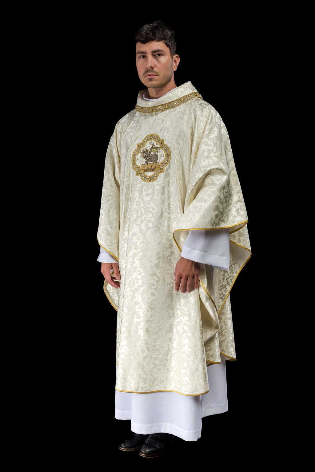 Chasuble with Easter lamb sewn on decorative fabric