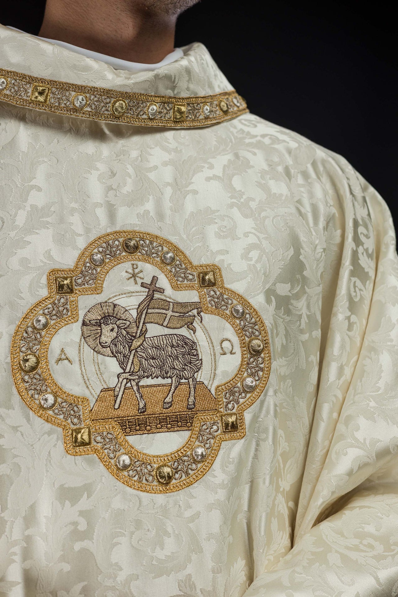 Chasuble with Easter lamb sewn on decorative fabric