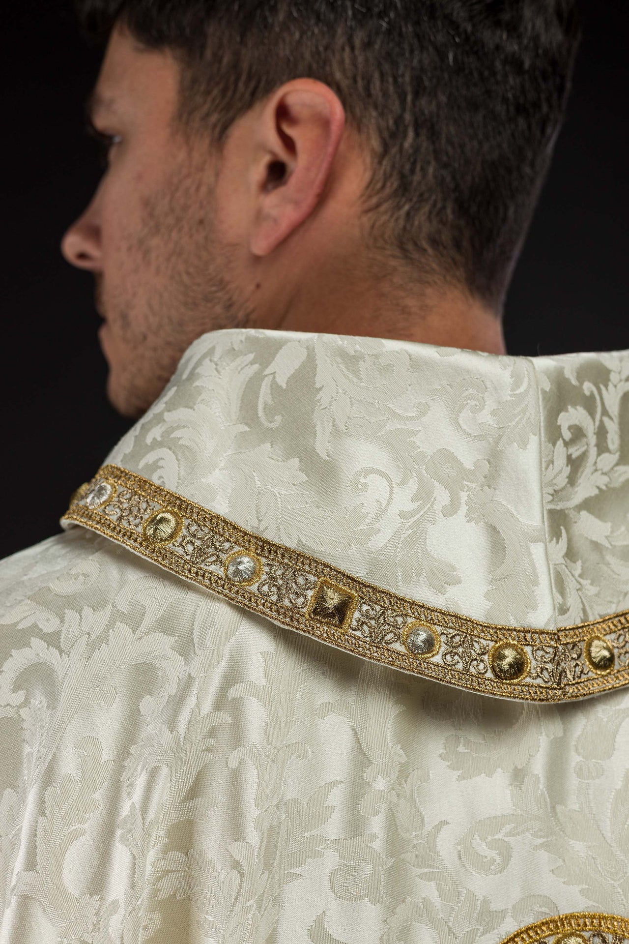 Chasuble with Easter lamb sewn on decorative fabric