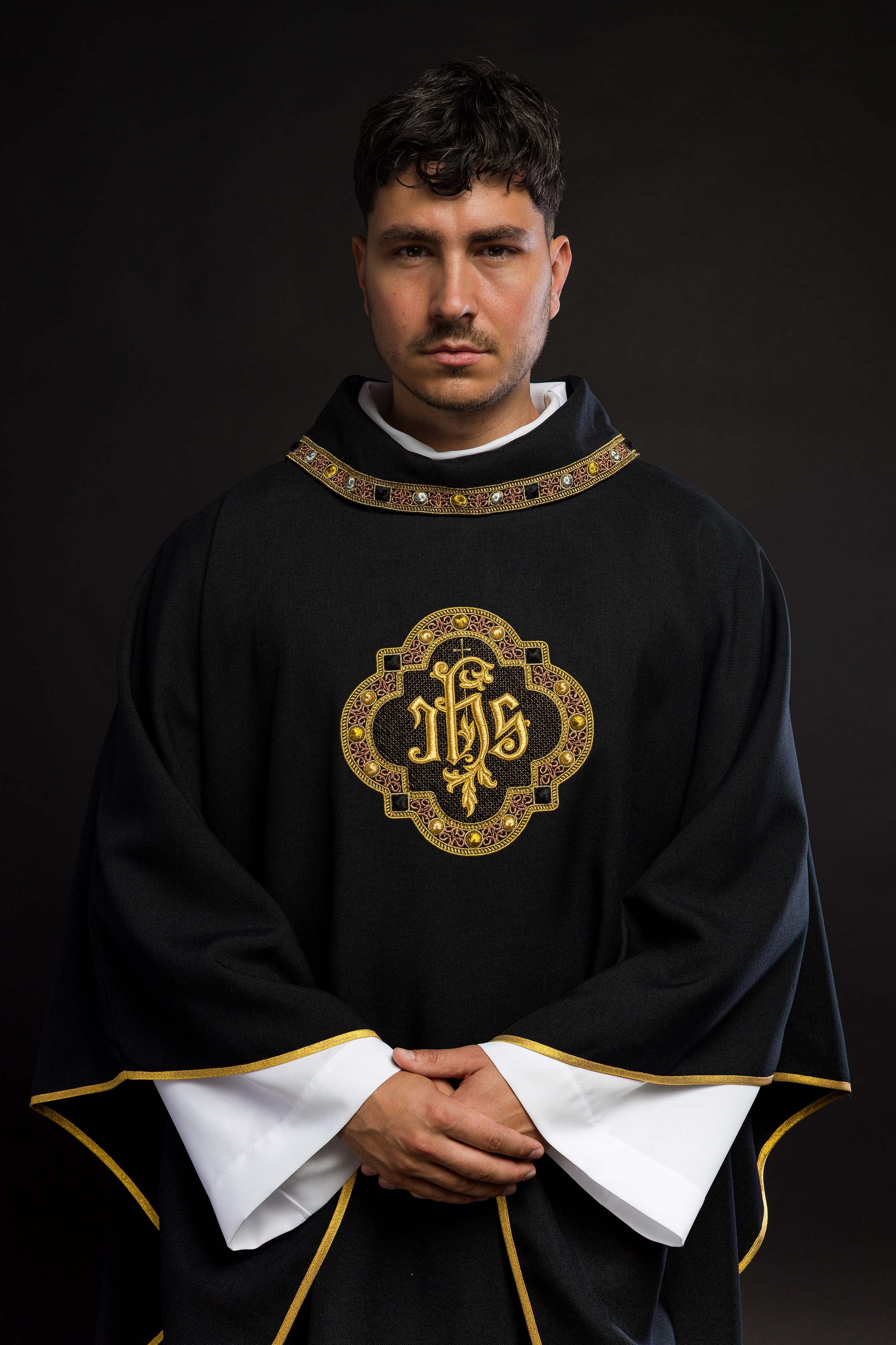 Chasuble with Richly Embroidered Band and Trim Featuring IHS, with Black Collar