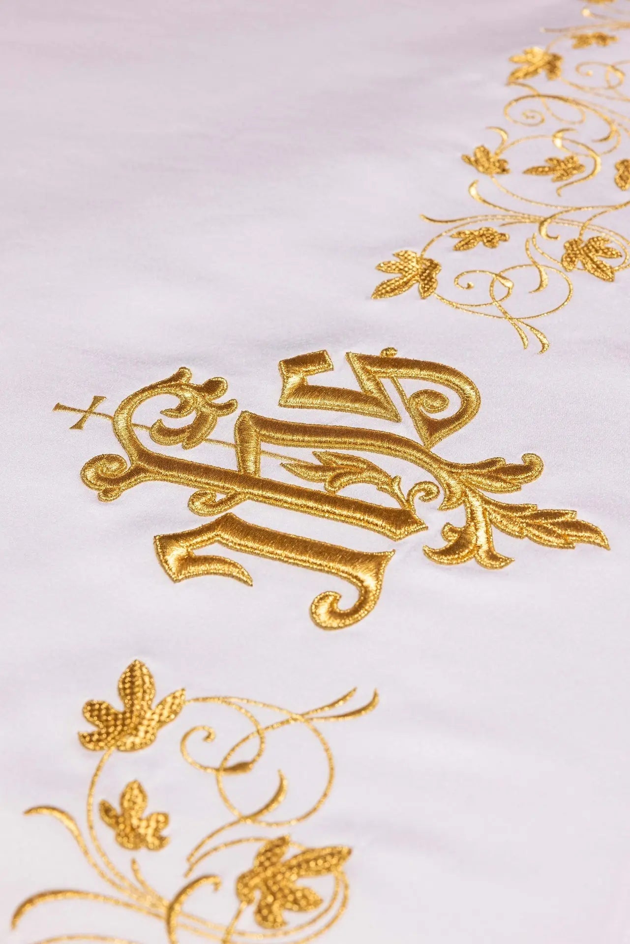 Altar Cloth with Gold IHS Embroidery