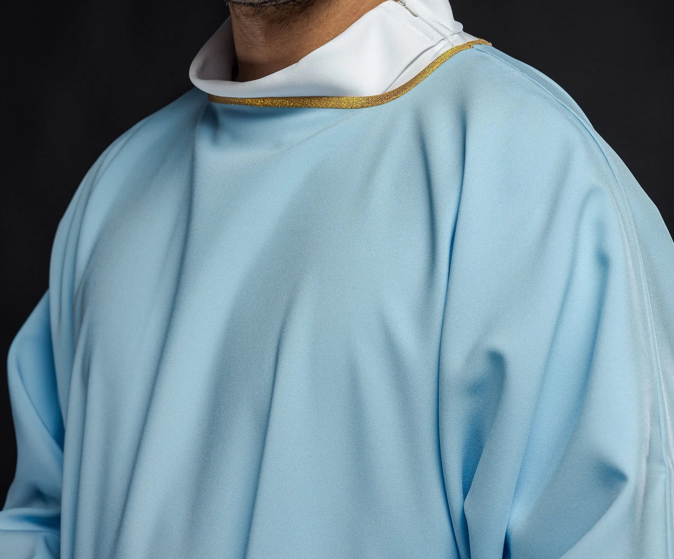 Smooth dalmatics with gold trim blue