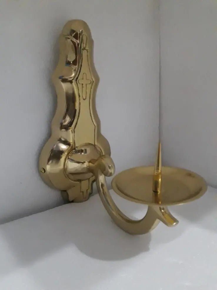 Brass Wall-Mounted Zacheus Candlestick
