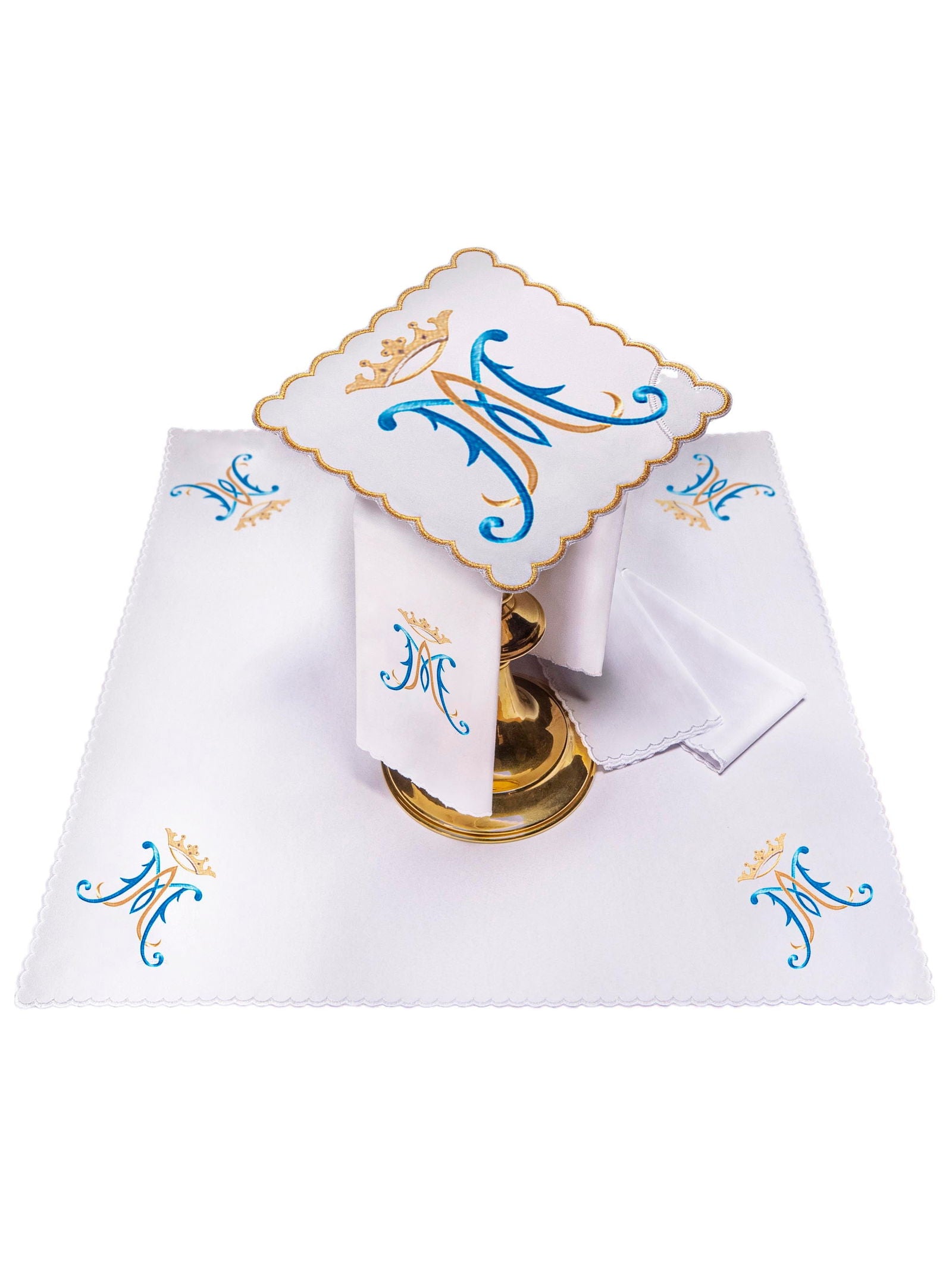 Chalice linen with embroidered Marian symbol