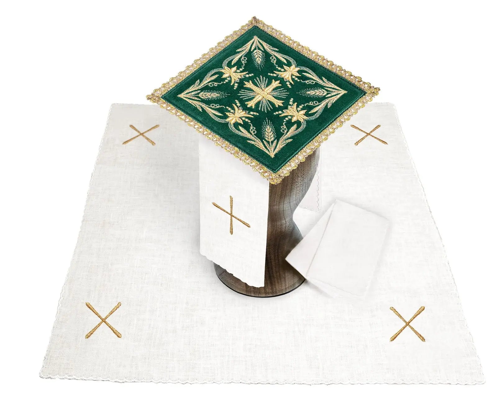 Chalice linen green velvet with cross