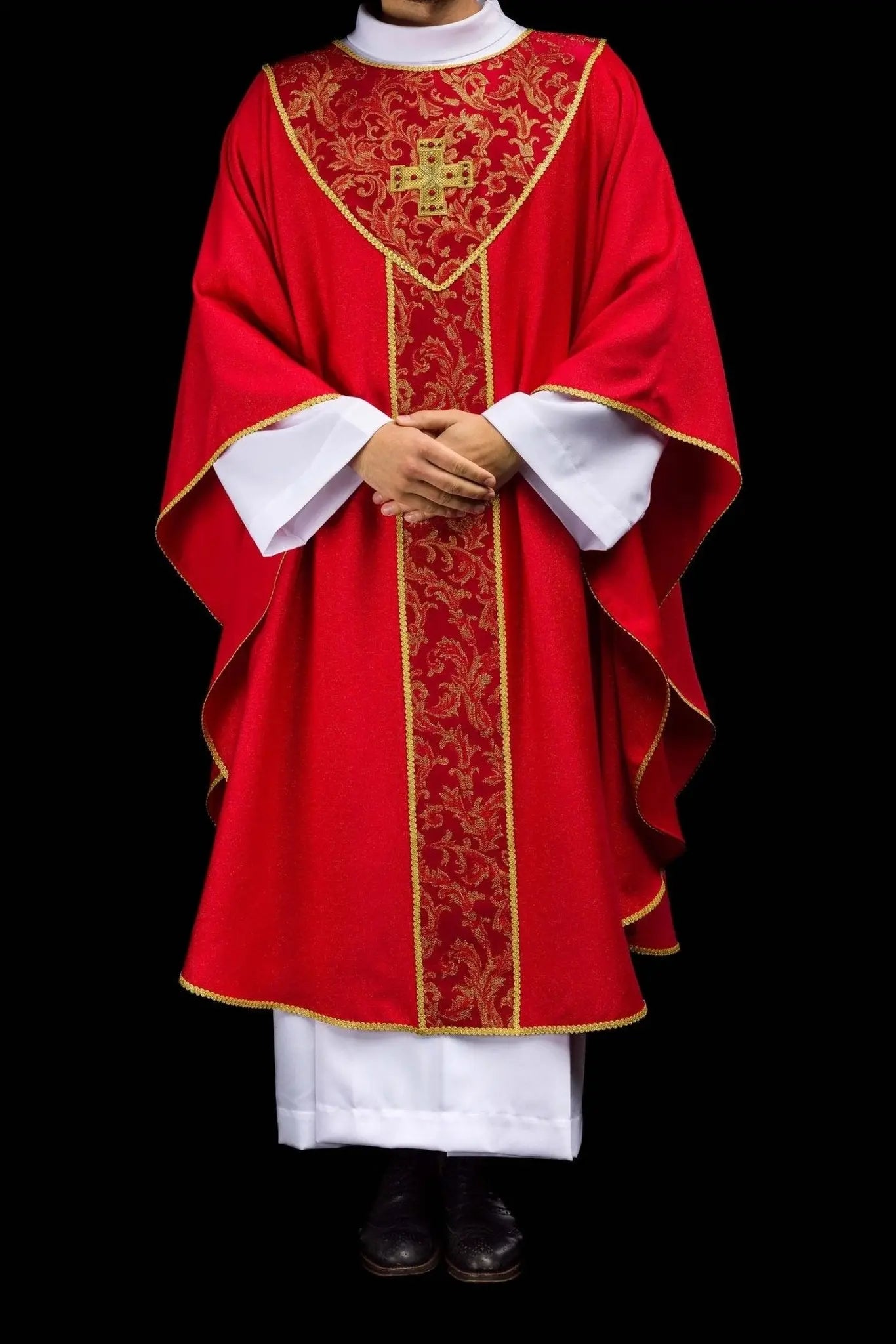Red chasuble with cross and jacquard fabric