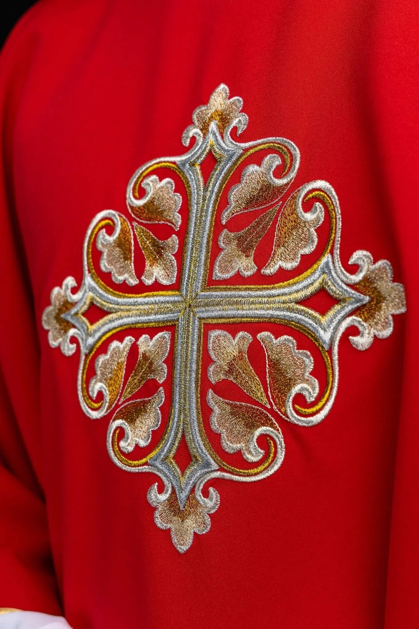 Red Embroidered Chasuble with Ornamental Cross and Wide Collar