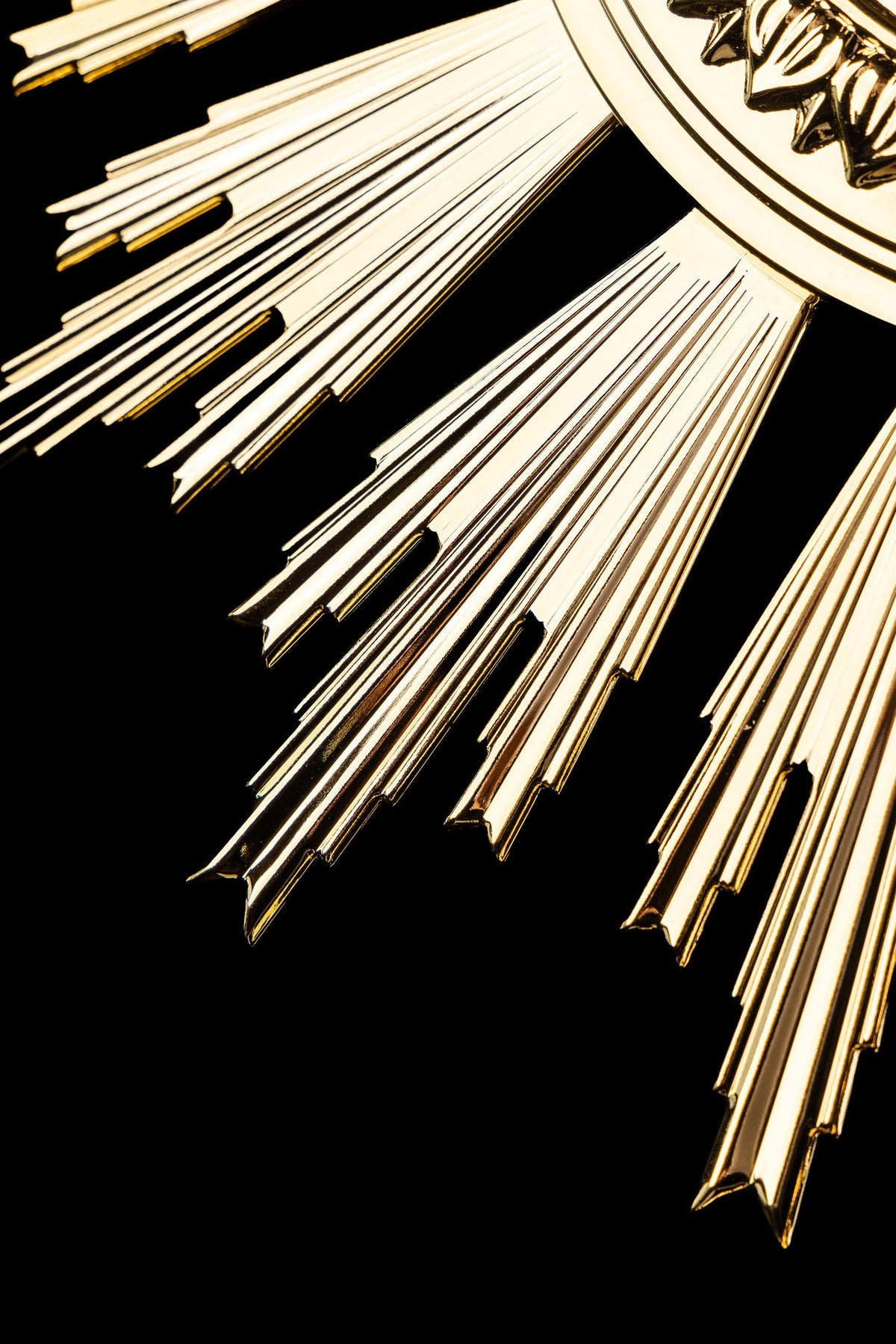 Gold-plated brass monstrance with Radiant Rays of Christ's Glory, lower ray detail
