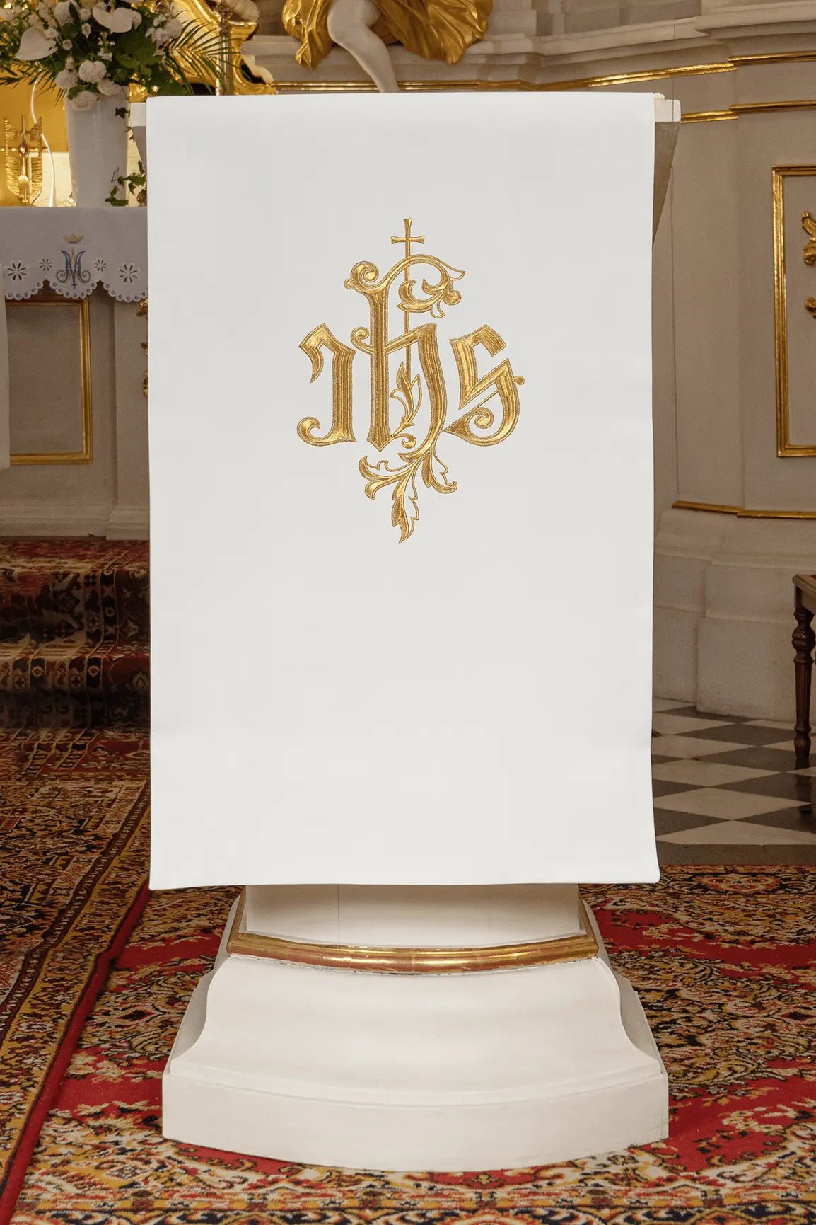 Embroidered lectern napkin with IHS symbol