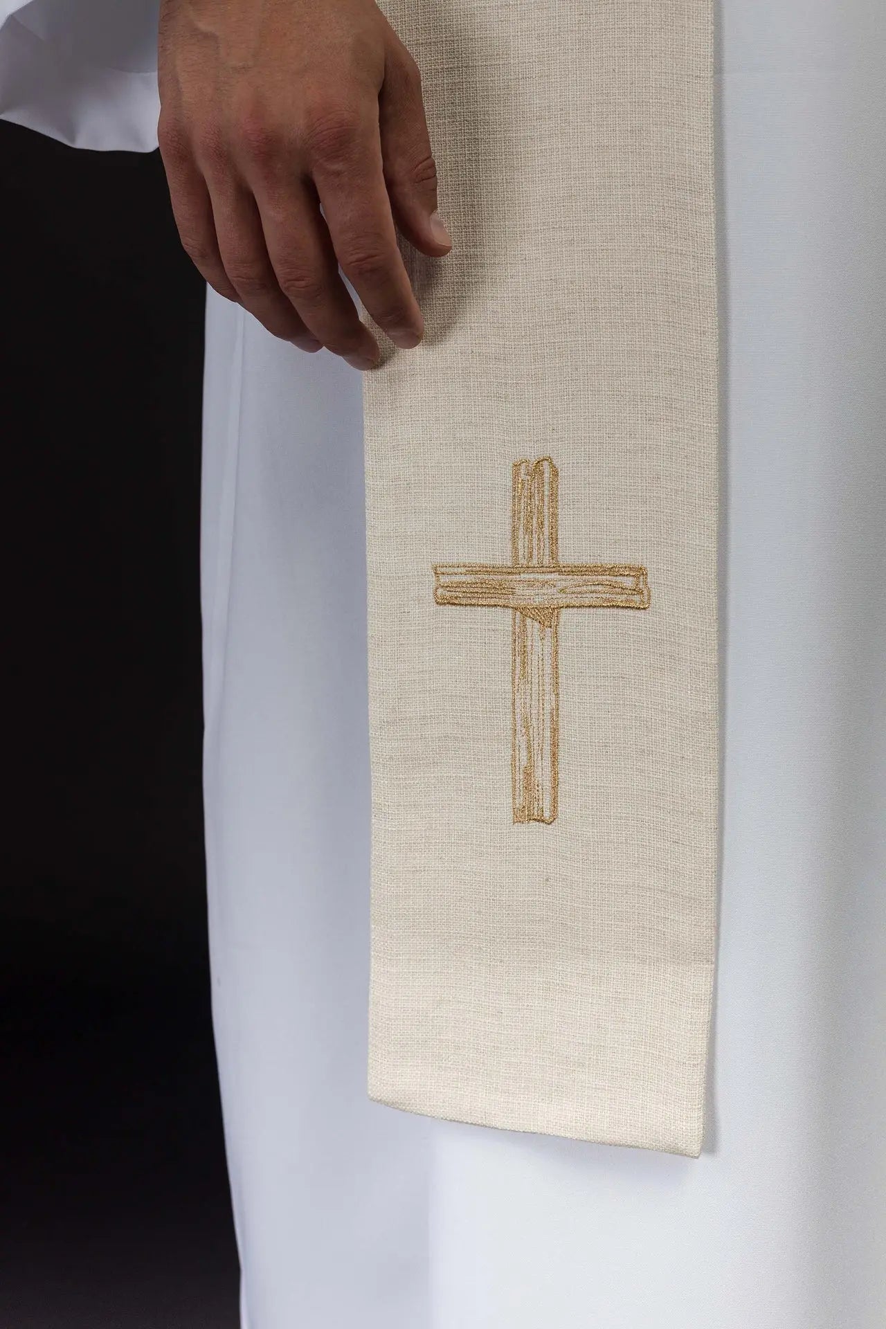 Embroidered stole "Jesus the Good Shepherd" in ecru - HAFTINA ATELIER