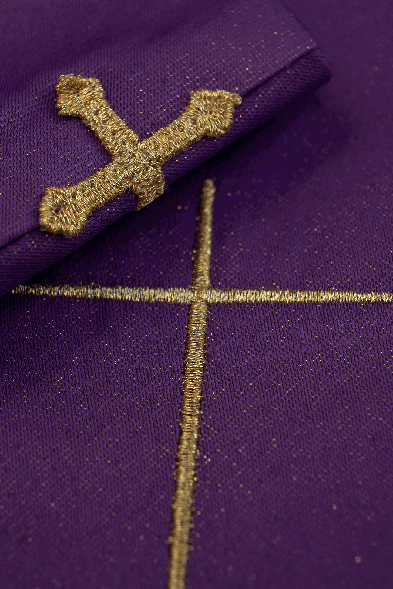 Purple chasuble richly embroidered lustre