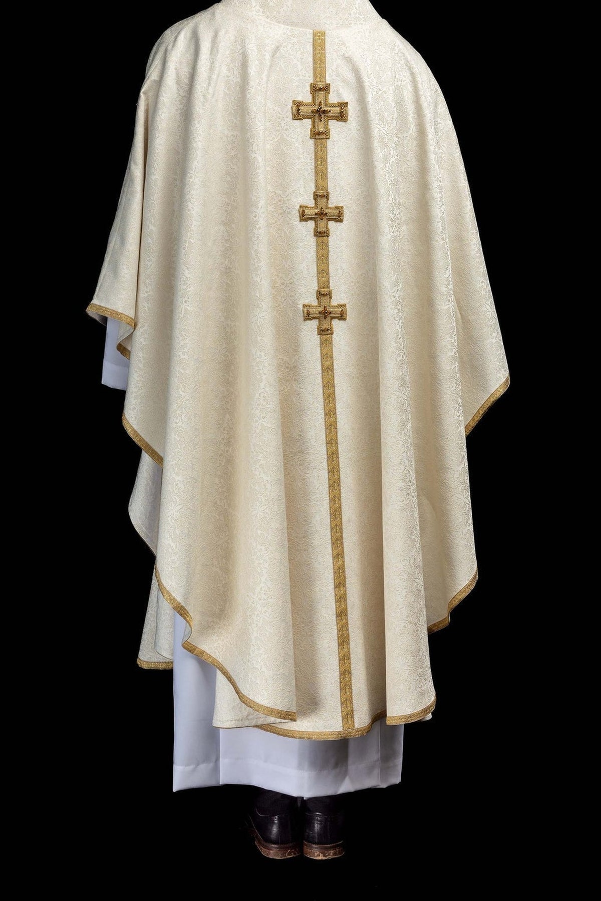 Ecru chasuble with dimensional crosses and natural stones, back view