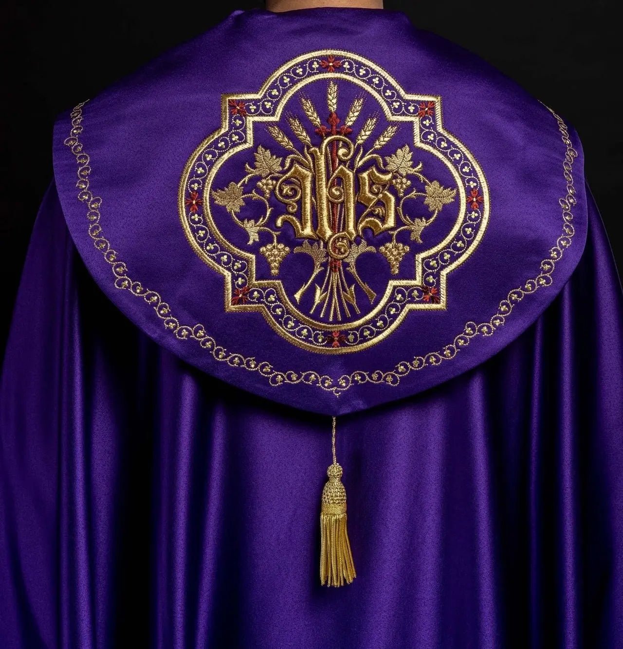 Eucharistic cape with richly decorated monogram in purple